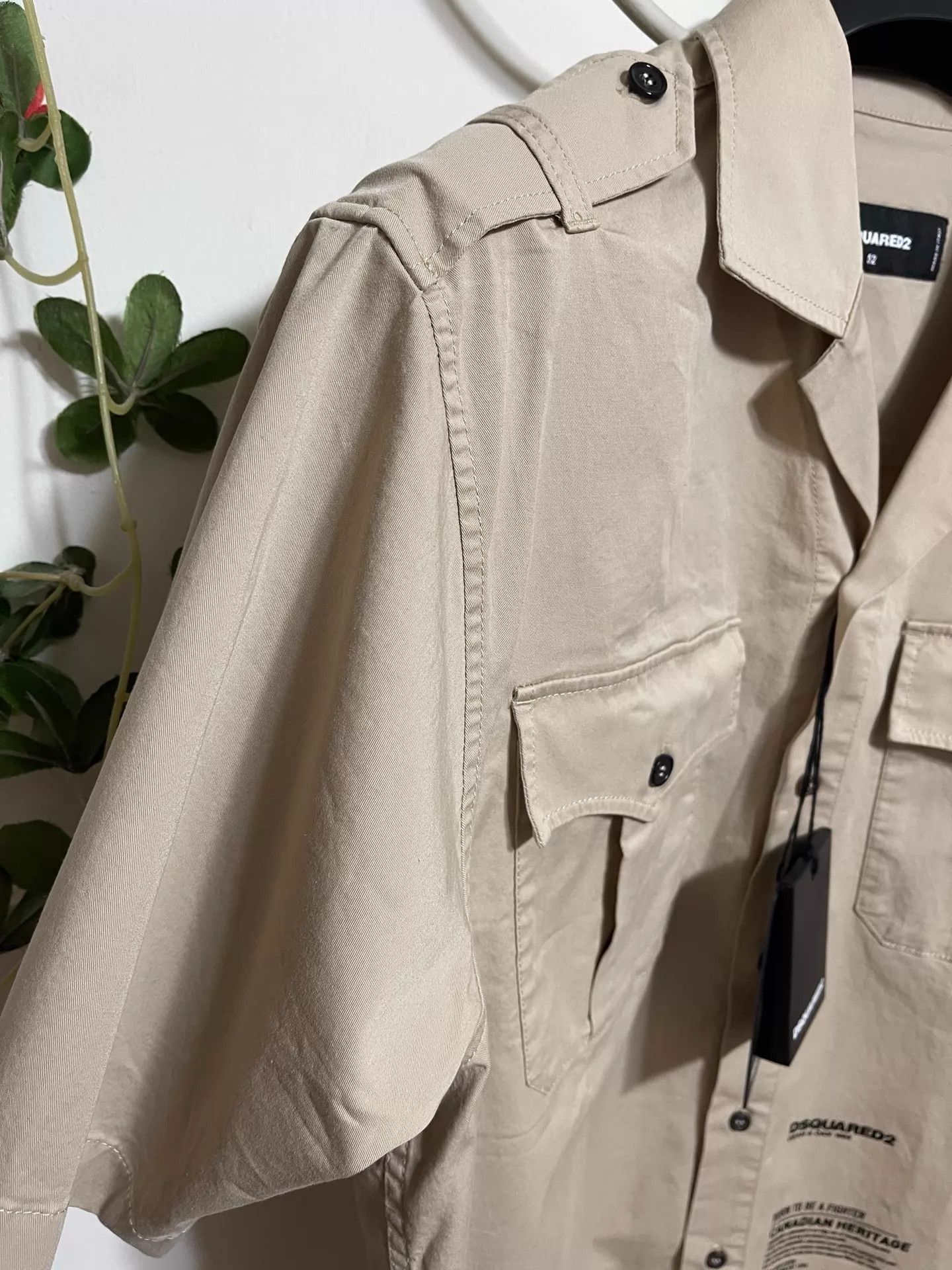 Dsquared2 Dsquared2 D2 Oversized Short Sleeve Shirt 50/52 Khaki Size US L / EU 52-54 / 3 - 4 Thumbnail