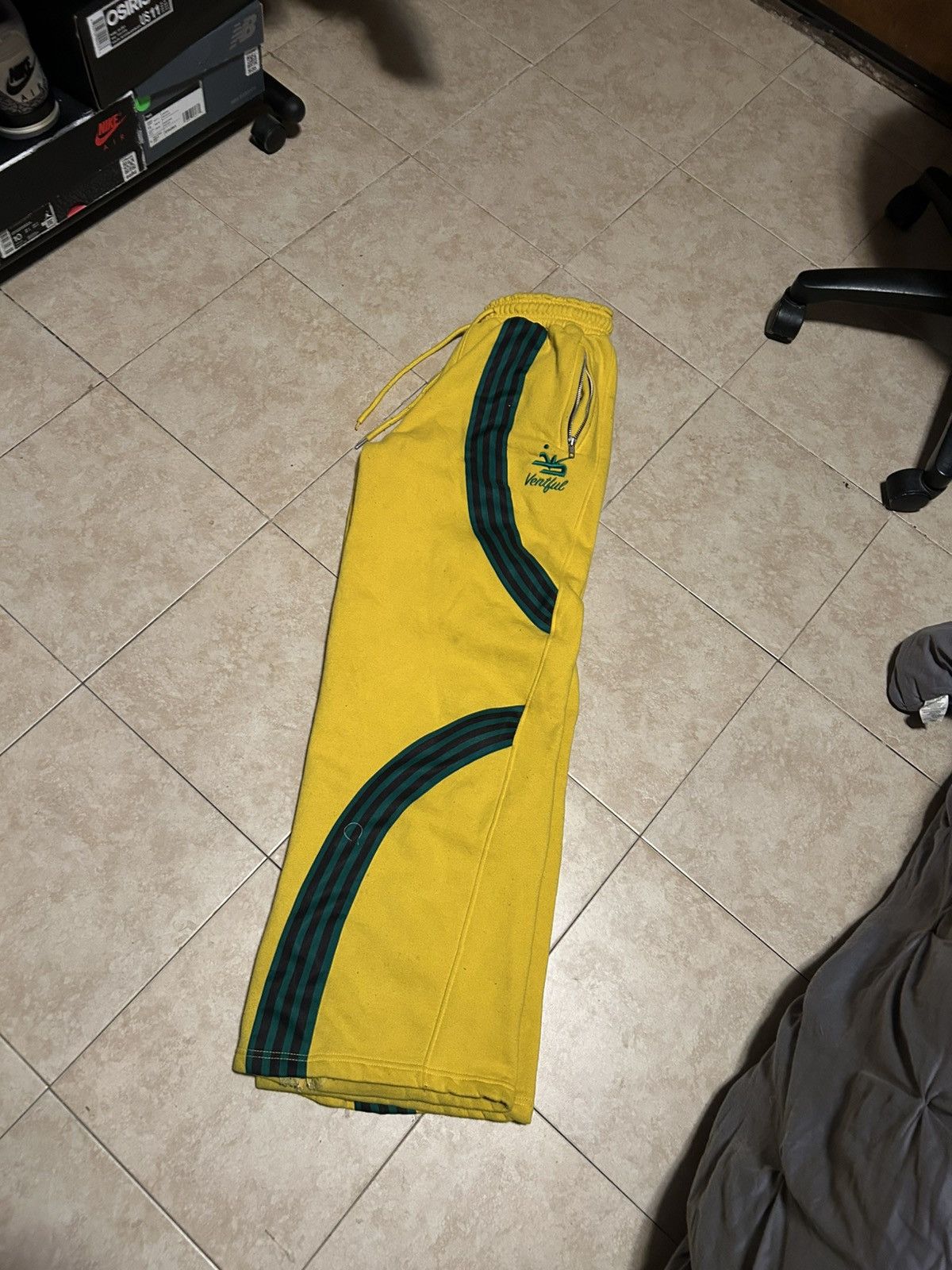 Other Ventiful Studio Striped Sweatpants Size US 34 / EU 50 - 1 Thumbnail
