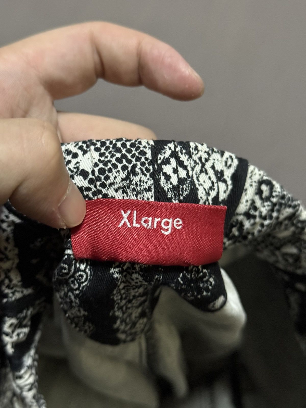 Supreme Supreme black bandana paisley pant size xl Size US 36 / EU 52 - 4 Thumbnail