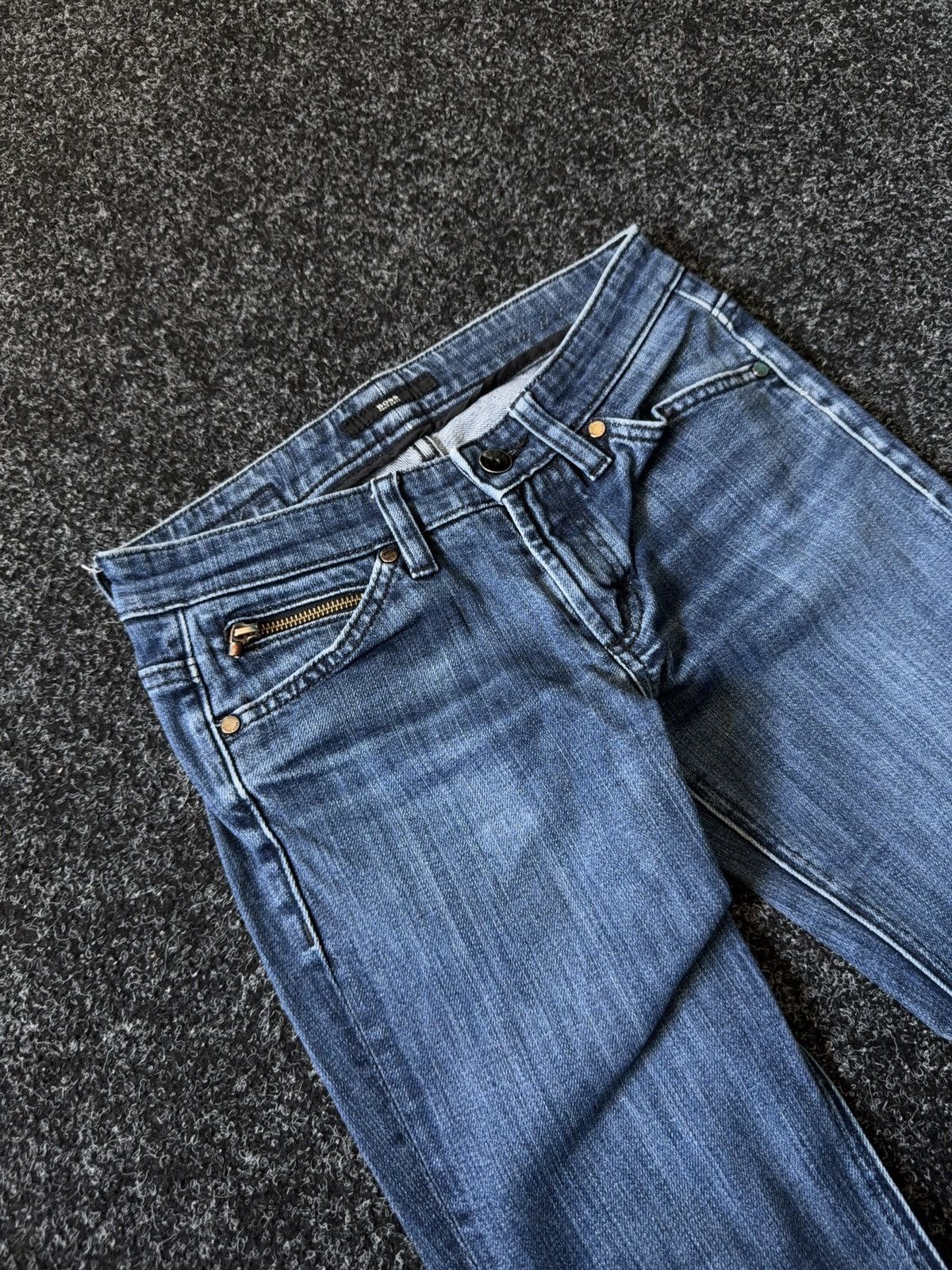 Hugo Boss Y2K retro 00s Luxury Hugo Boss skinny women’s pants Size 25" / US 0 / IT 36 - 6 Thumbnail