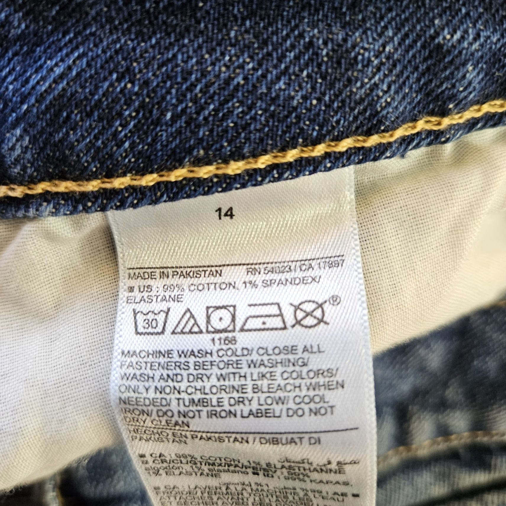 Old Navy **Womens Old Navy Blue Straight Denim Shorts Size 14** User: Old Navy Womens Blue Straight Denim Shorts Size 14 Size 36" / US 14 / IT 50 - 3 Thumbnail