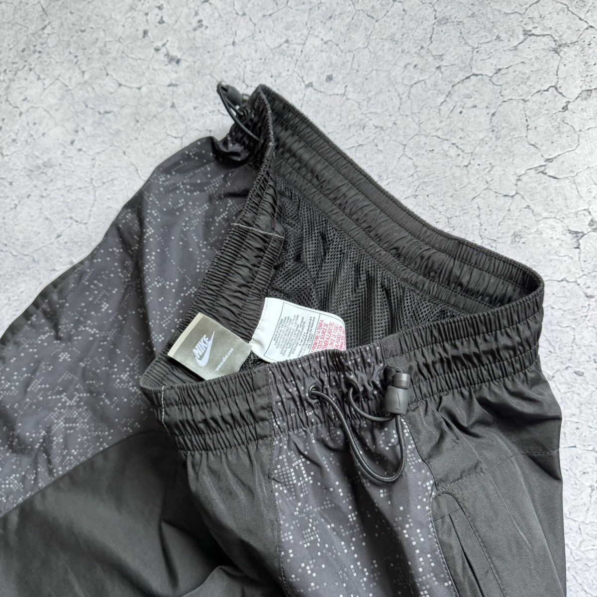 Nike × Vintage Nike Track Set Vintage Jacket and Pants Suit Retro Style Y2K Size US 32 / EU 48 - 19 Thumbnail