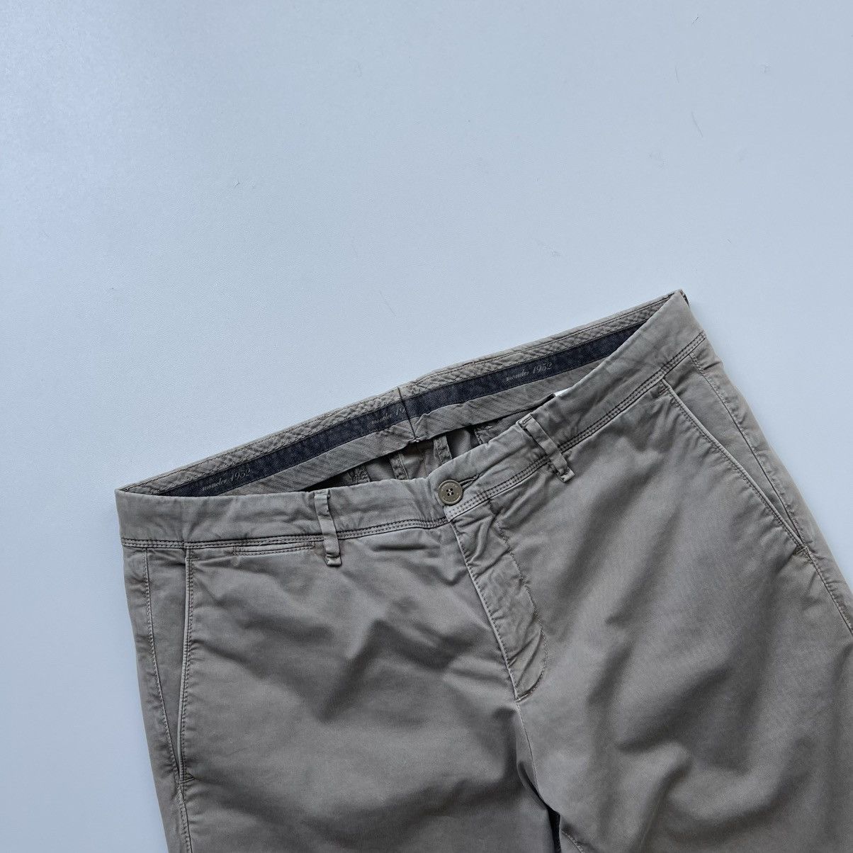 Moncler Moncler Garment Classic Slim Fit Chino Stretch Pants Beige Size US 36 / EU 52 - 2 Thumbnail