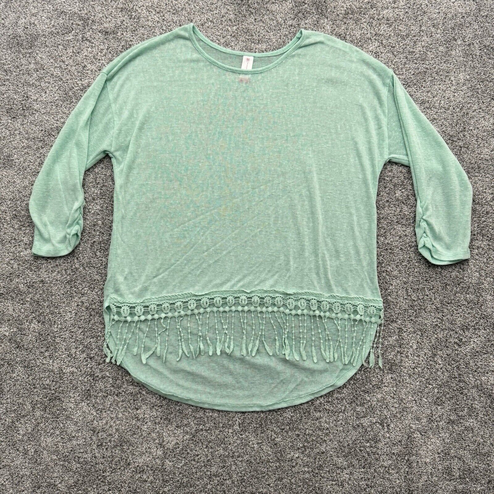 Other Lightweight Boho Sweater XXL 19 Fringe Semi-Sheer Open Knit Size XXL / US 16-18 / IT 52-54 - 1 Thumbnail