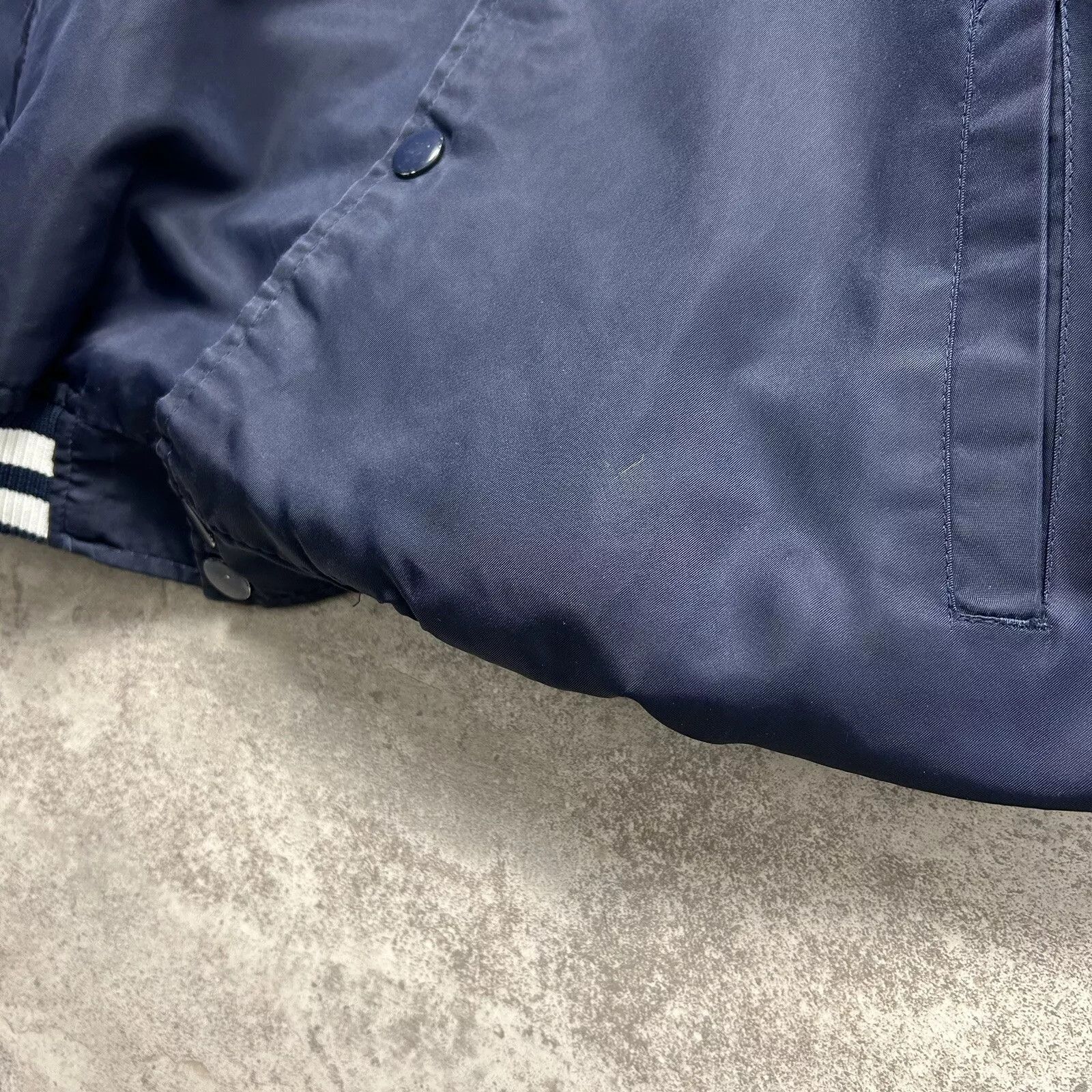 MLB × Starter × Vintage NEW YORK YANKEES DIAMOND COLLECTION SATIN JACKET YOUTH Sz Size XL / US 12-14 / IT 48-50 - 7 Thumbnail
