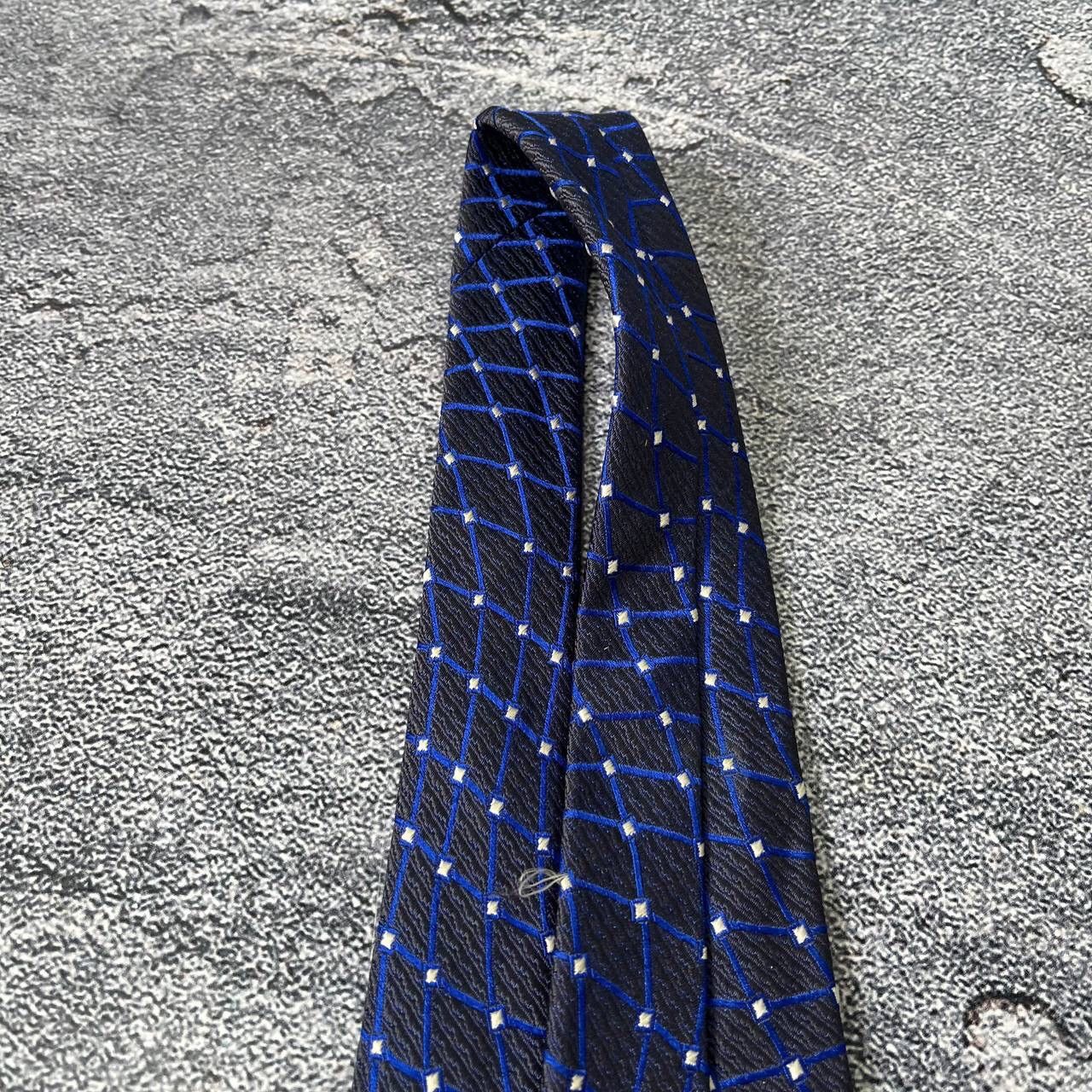 Hugo Boss HUGO BOSS Men's Silk Tie Blue And Ivory Striped Pattern Size ONE SIZE - 4 Thumbnail