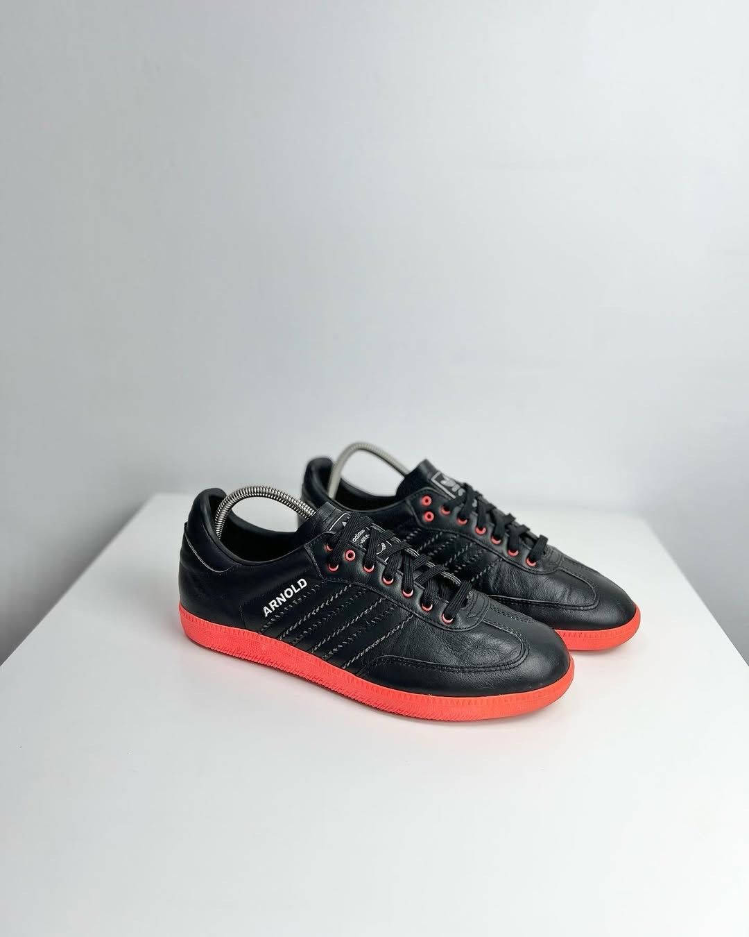 Adidas Adidas MI SAMBA `Arnold` 2014 / Official Custom Size US 11 / EU 44 - 1 Thumbnail