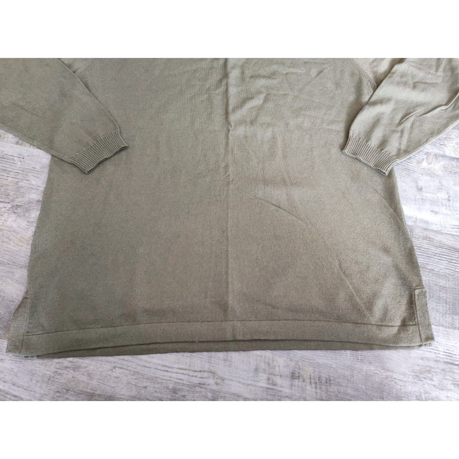 Tommy Bahama VINTAGE Tommy Bahama Men’s Sweater Pullover Knit V-Neck Long Sleeve Regular Fit Stretch Green Size Medium Size US M / EU 48-50 / 2 - 3 Thumbnail