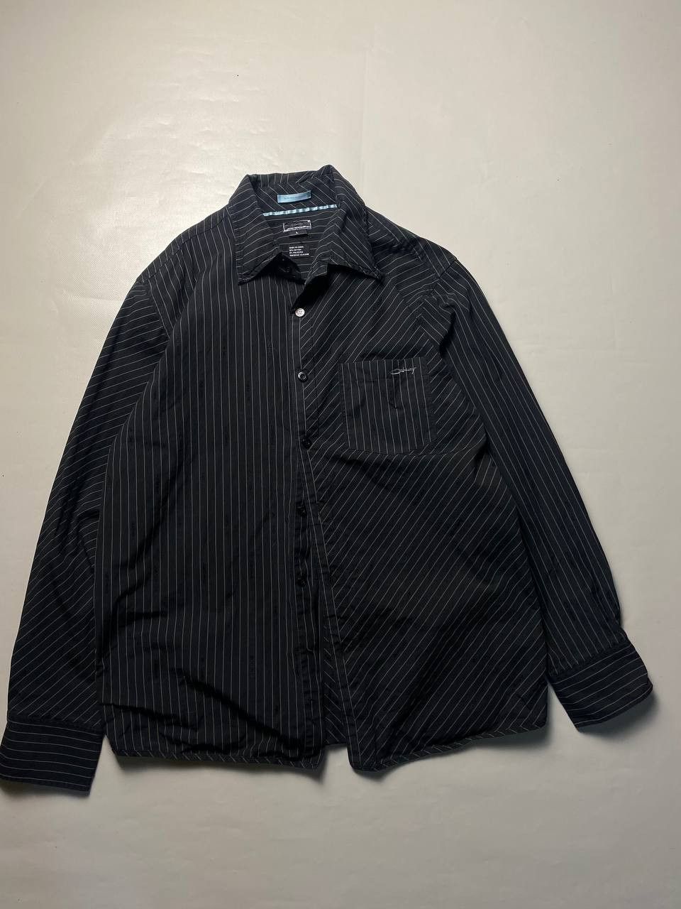 Oakley Oakley Vintage Monogram Shirts Size US L / EU 52-54 / 3 - 1 Thumbnail