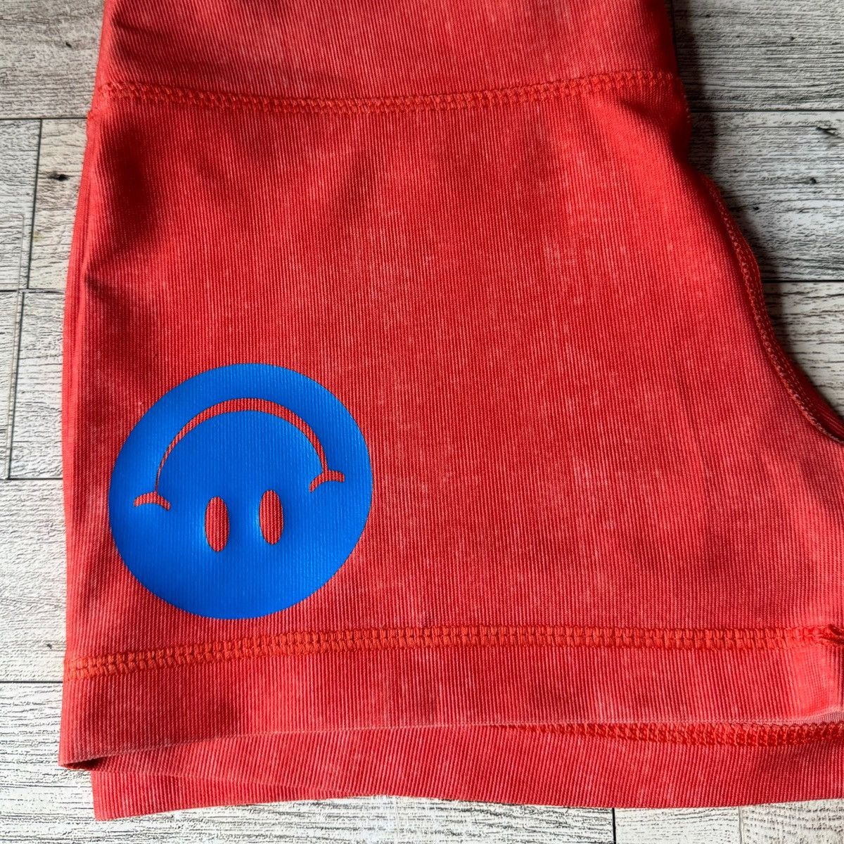 Vintage Retro, Upcycled, Upside Down Smiley, Active Micro Shorts Size 27" / US 4 / IT 40 - 13 Thumbnail