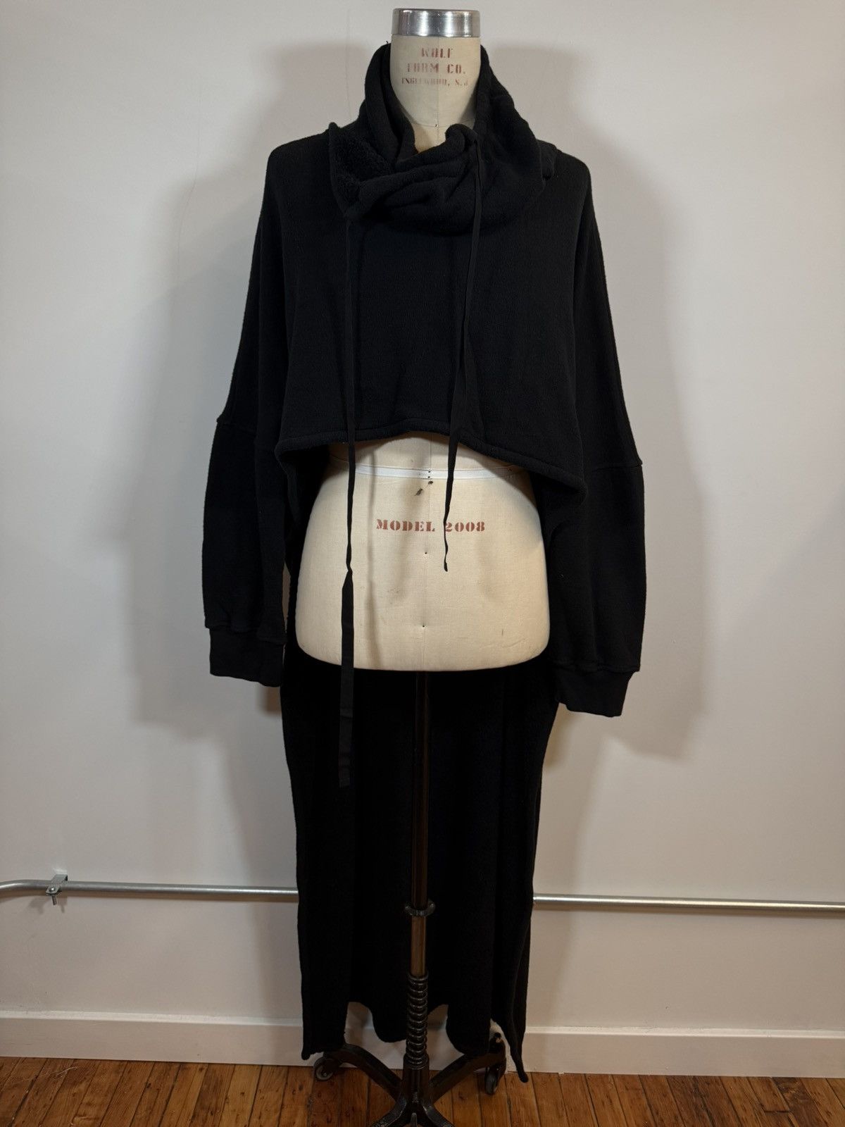 Ann Demeulemeester Ann Demeulemeester Plush Boucle Terry High-Low Hoodie - 38 Size XS / US 0-2 / IT 36-38 - 1 Thumbnail