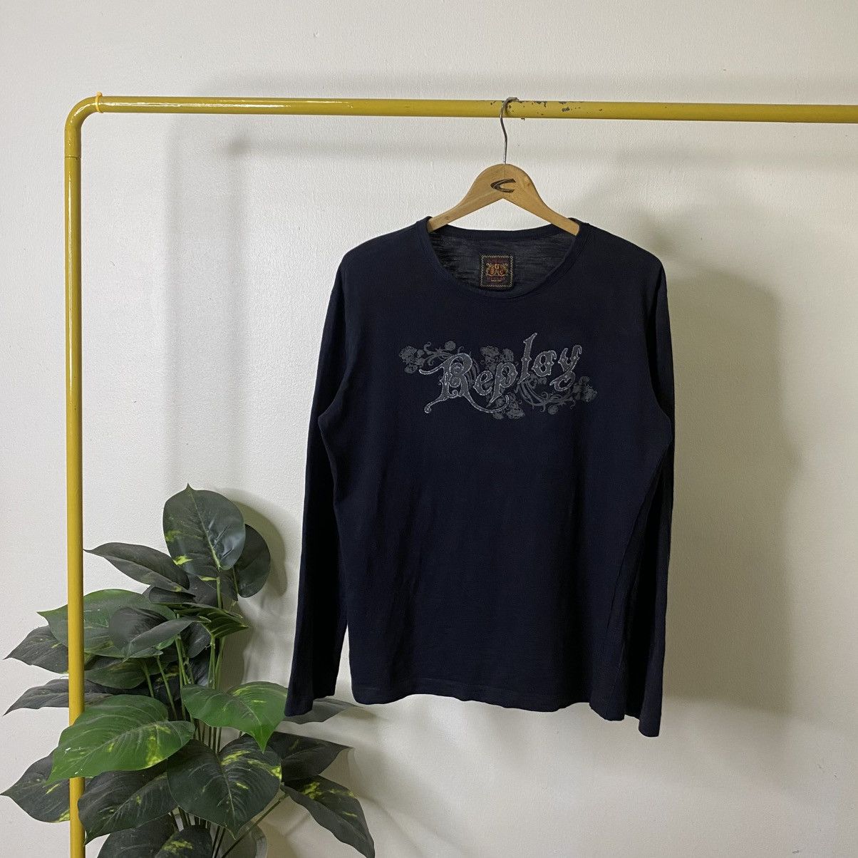 Replay Y2K Replay Affliction Design LS T Shirt Size US L / EU 52-54 / 3 - 8 Thumbnail