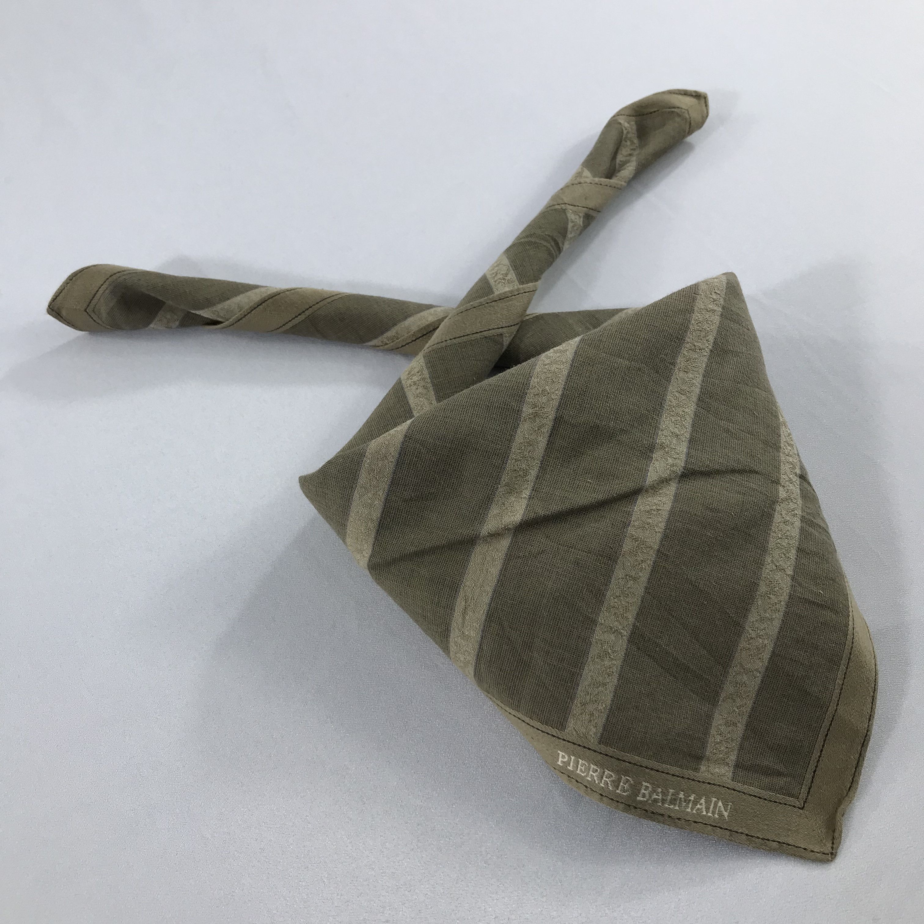 Pierre Balmain × Vintage Pierre Balmain Bandana / Handkerchief / Neckerchief - S1937 Size ONE SIZE - 4 Thumbnail