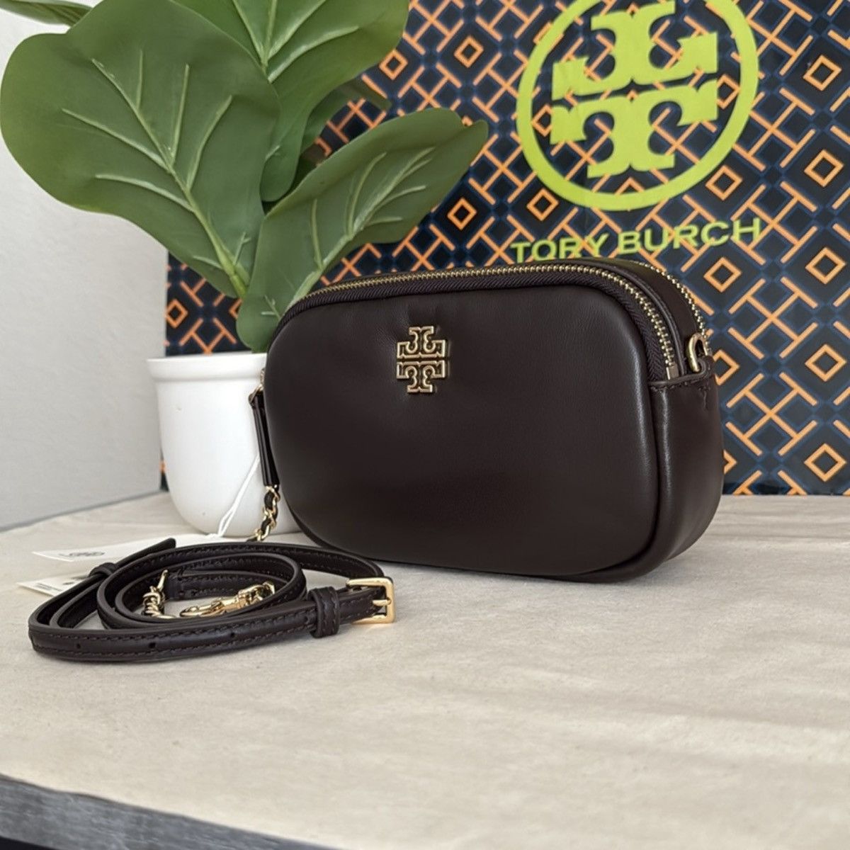 Tory Burch NWT Tory Burch Britten Brown Leather puffy Crossbody Bag Size ONE SIZE - 2 Thumbnail