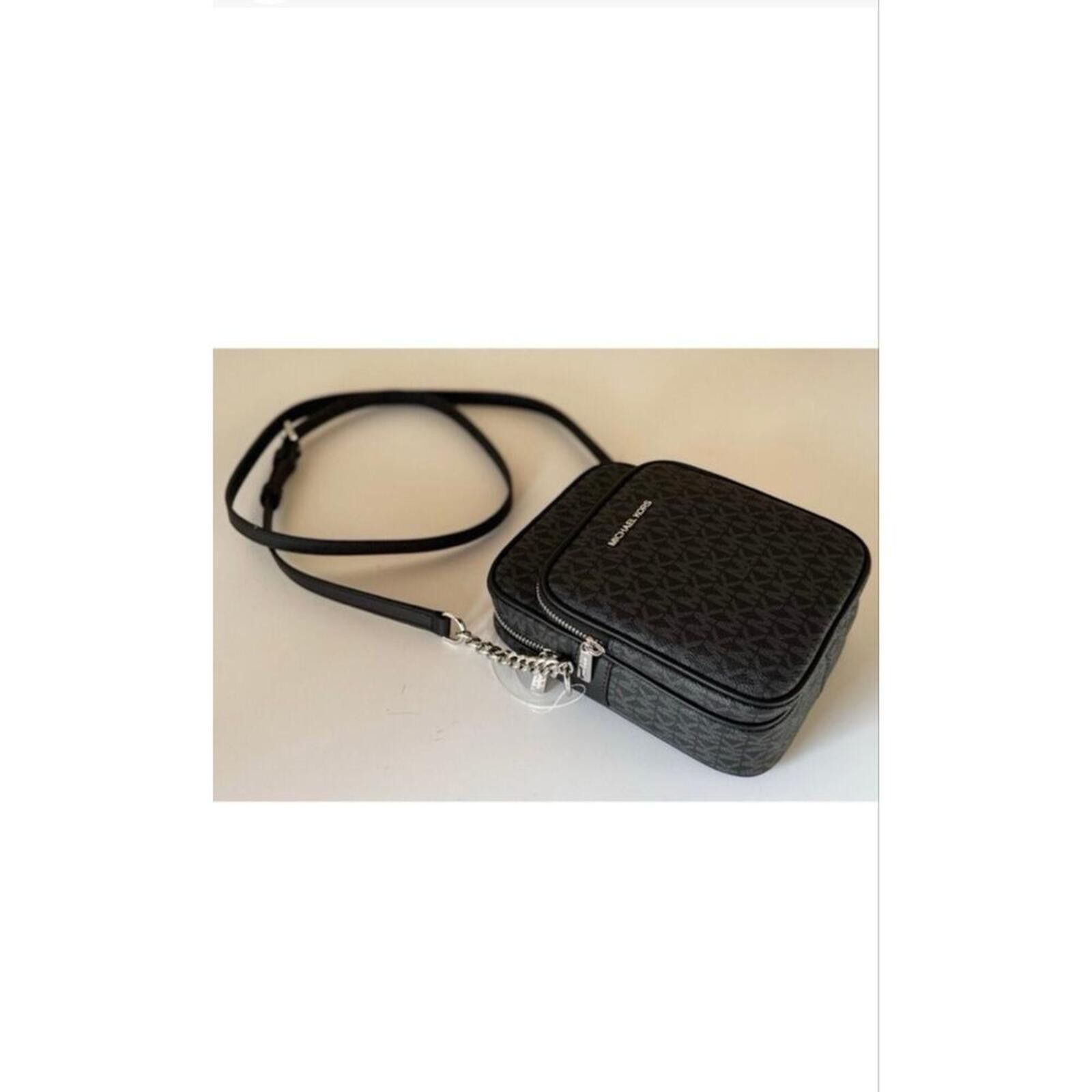 Michael Kors Michael Kors Black Monogram Jet Set Travel Crossbody Bag Size ONE SIZE - 2 Thumbnail