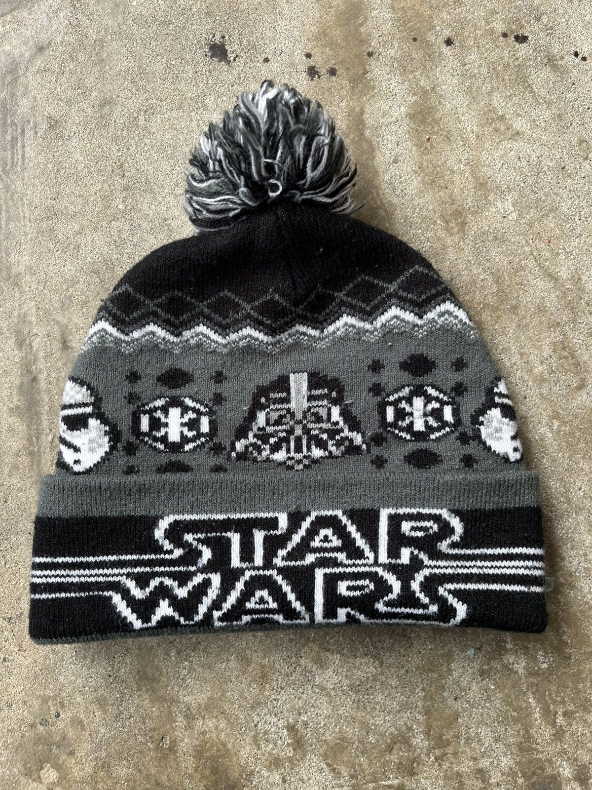 Star Wars Y2K Star Wars Beanie Darth Vader Stormtrooper Lucasfilm Size ONE SIZE - 1 Thumbnail
