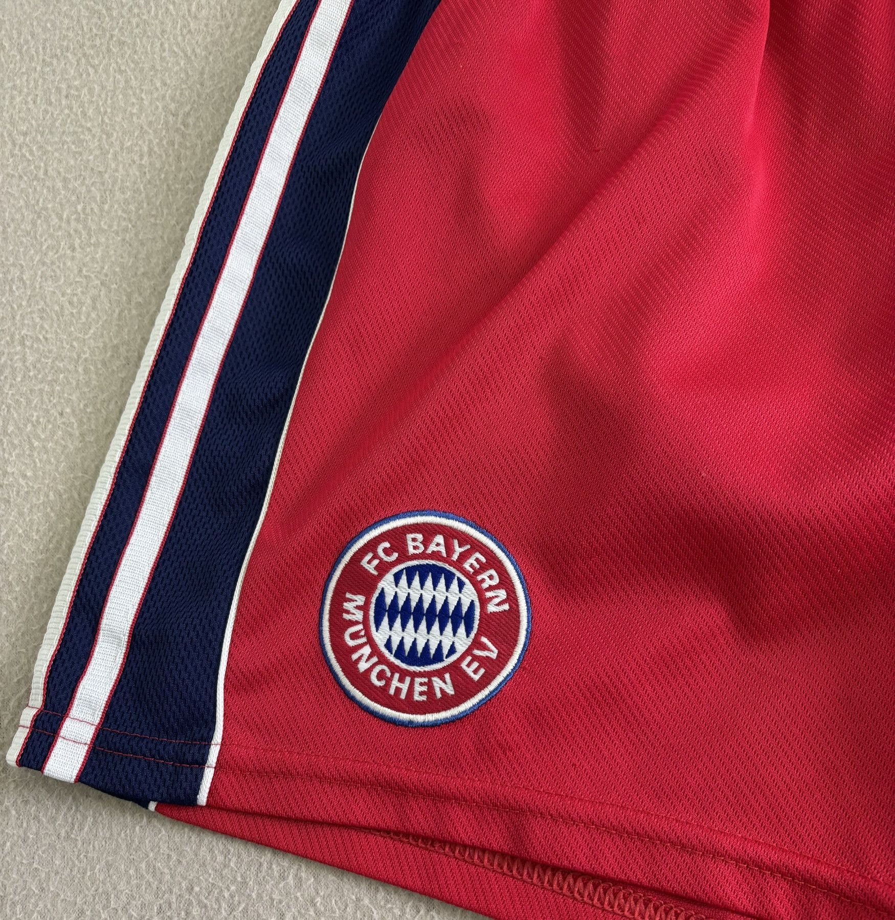 Adidas Bayern Munich 1999/2000 Adidas Football Shorts Size M Size US 32 / EU 48 - 7 Thumbnail