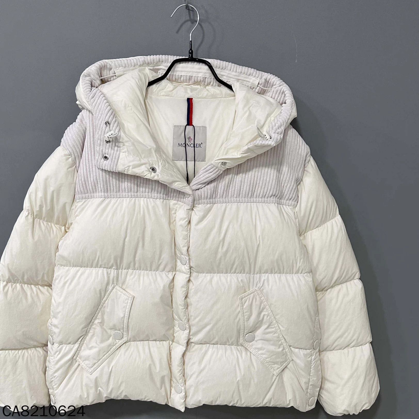 Moncler Moncler new light beige colorblock down jacket women's 0 Size XS / US 0-2 / IT 36-38 - 2 Thumbnail
