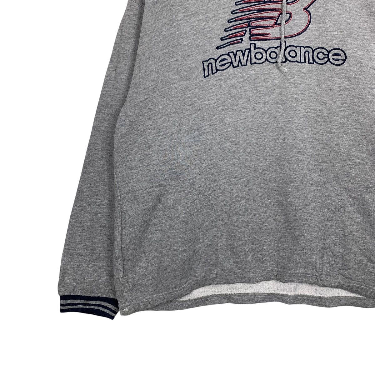 New Balance Vintage NEW BALANCE Big Logo Pullover Hoodies #1594-C71 Size US L / EU 52-54 / 3 - 3 Thumbnail