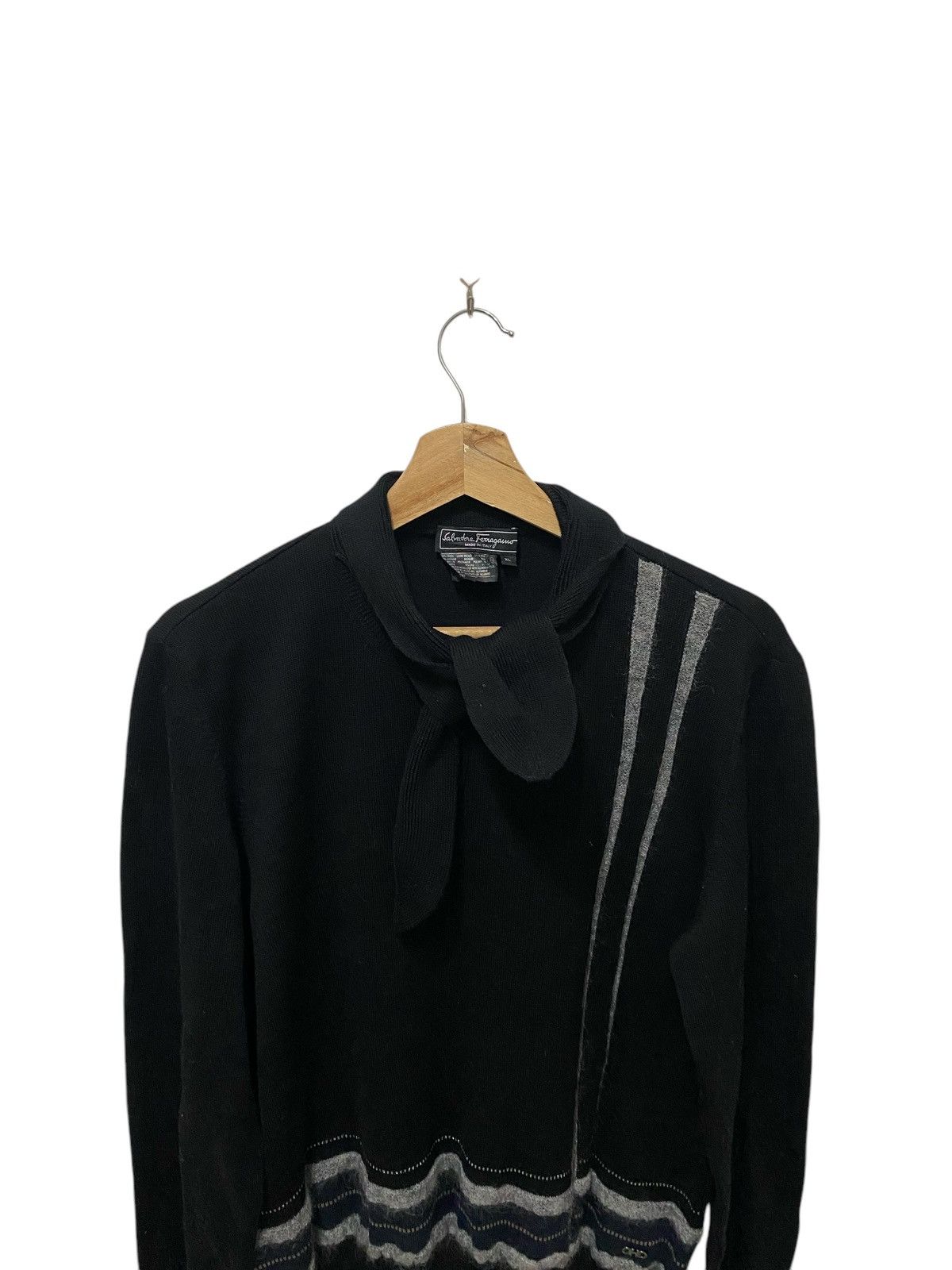 Salvatore Ferragamo Salvatore Ferragamo Scarve Colar Knitwear Size US XL / EU 56 / 4 - 6 Thumbnail