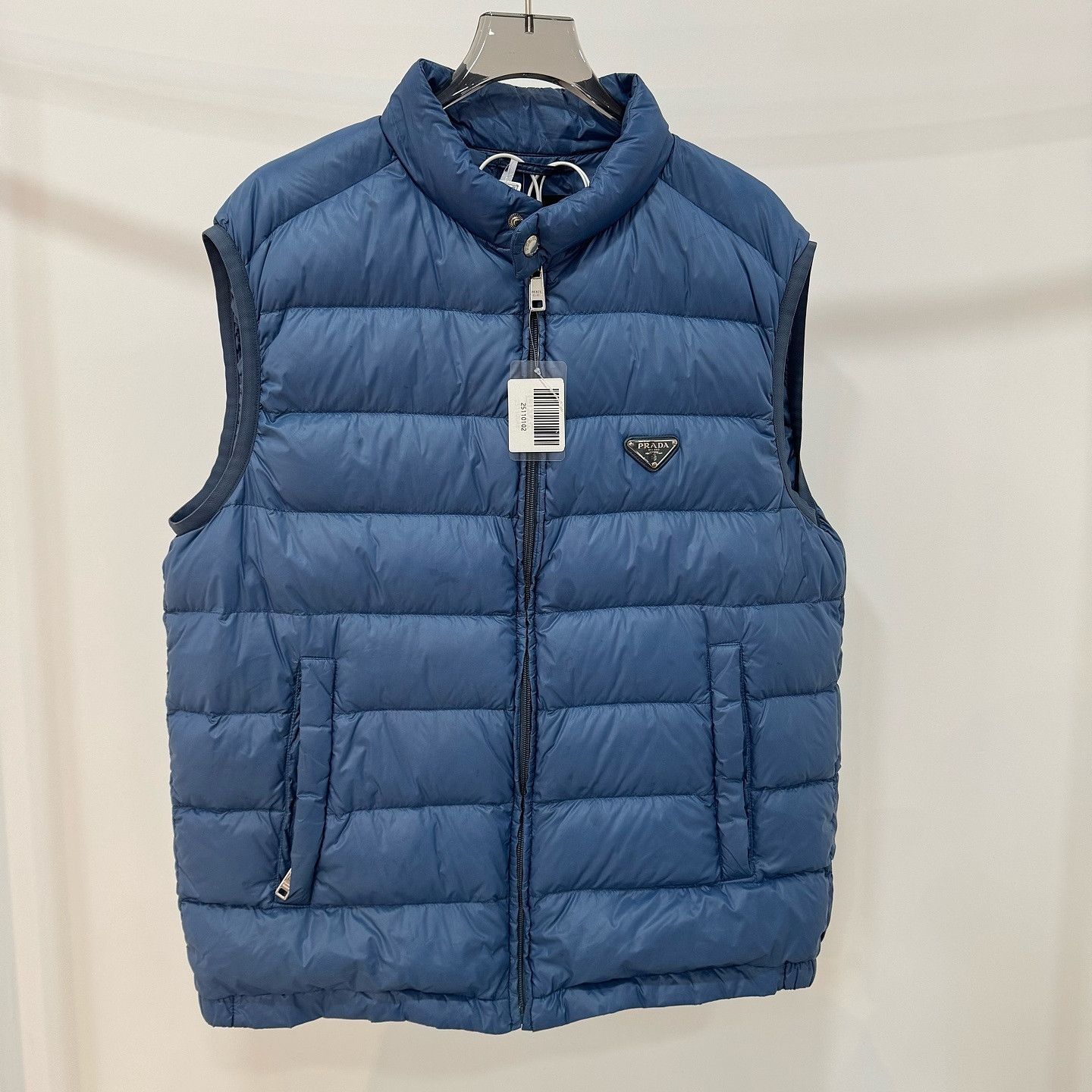 Prada Prada Blue Puffer Vest Size 52 Size US L / EU 52-54 / 3 - 1 Thumbnail