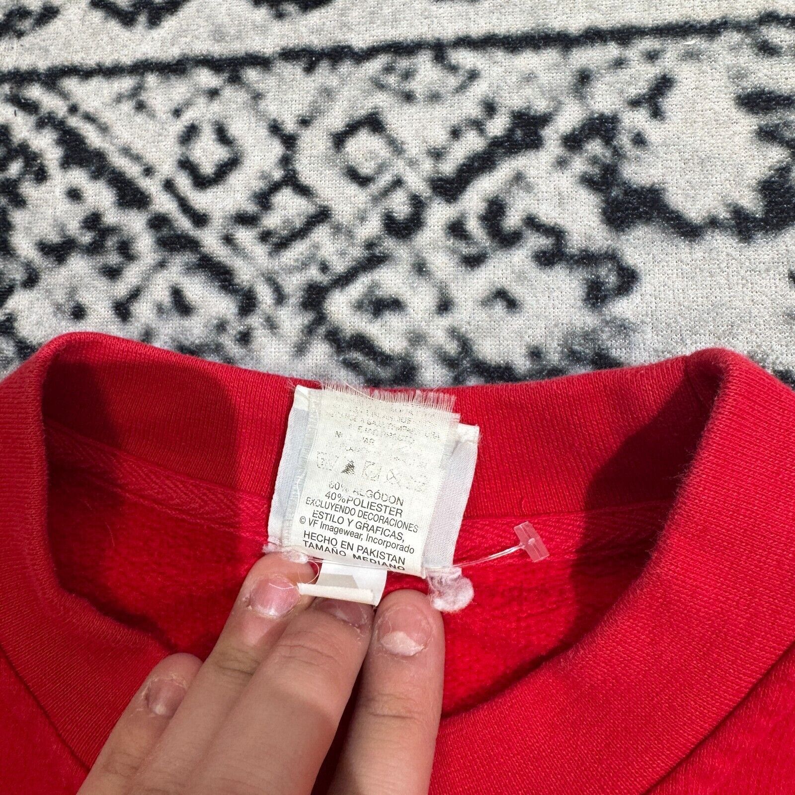 Majestic × Vintage Majestic Red Cotton Crewneck Size L Philadelphia Phillies Size US L / EU 52-54 / 3 - 9 Thumbnail