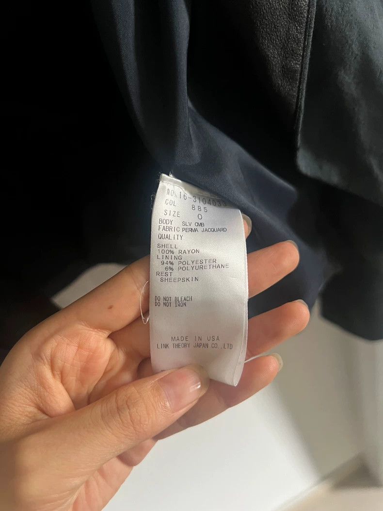 Helmut Lang HELMUT LANG Dangle an irregular collar to fit a small shee Size S / US 4 / IT 40 - 7 Thumbnail