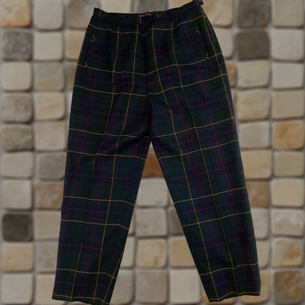 Pendleton VINTAGE Pendleton Wool Pants size 14 Green Tartan Plaid Golf USA Woman Size 36" / US 14 / IT 50 - 1 Thumbnail