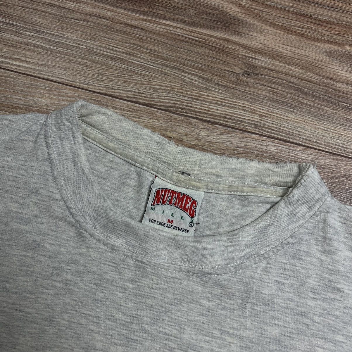 Nutmeg 90s Nutmeg Seattle Sonics Vintage NBA Oversized Tee T-Shirt Size US M / EU 48-50 / 2 - 8 Thumbnail