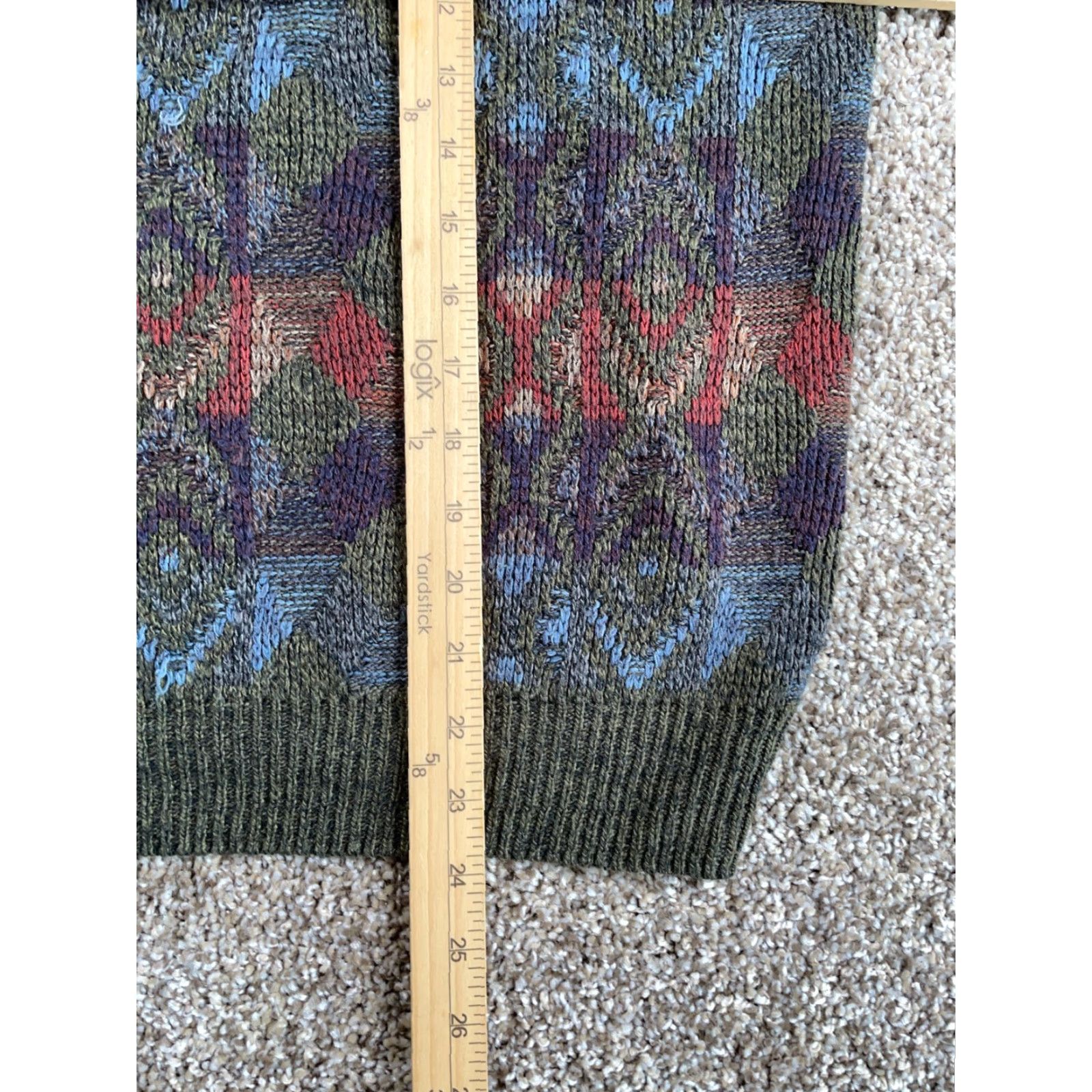 Geoffrey Beene VINTAGE Geoffrey Beene Sweater Geometric Lightweight Knit Adult M Green Long Sleeve Crew Neck Pullover 90s Dad Style Mens Size US M / EU 48-50 / 2 - 7 Thumbnail