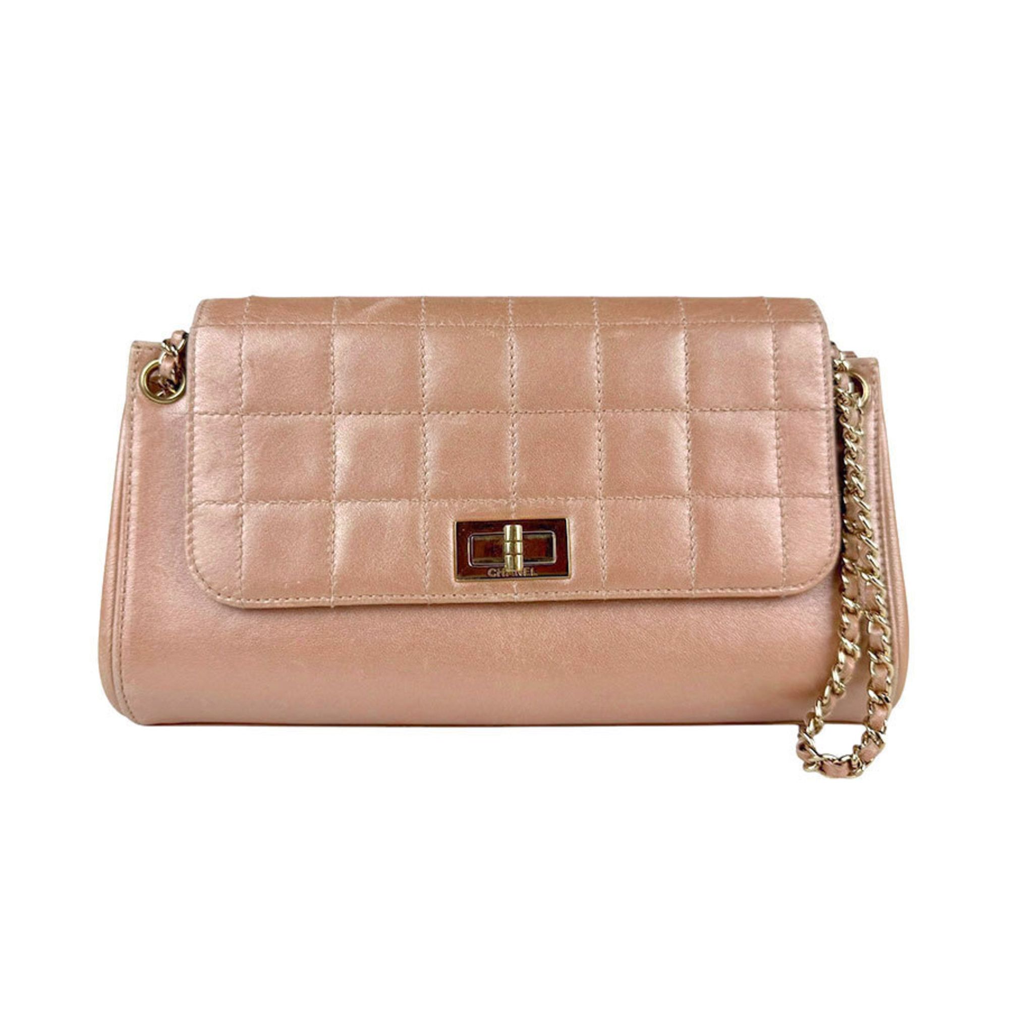 Chanel 255 shoulder