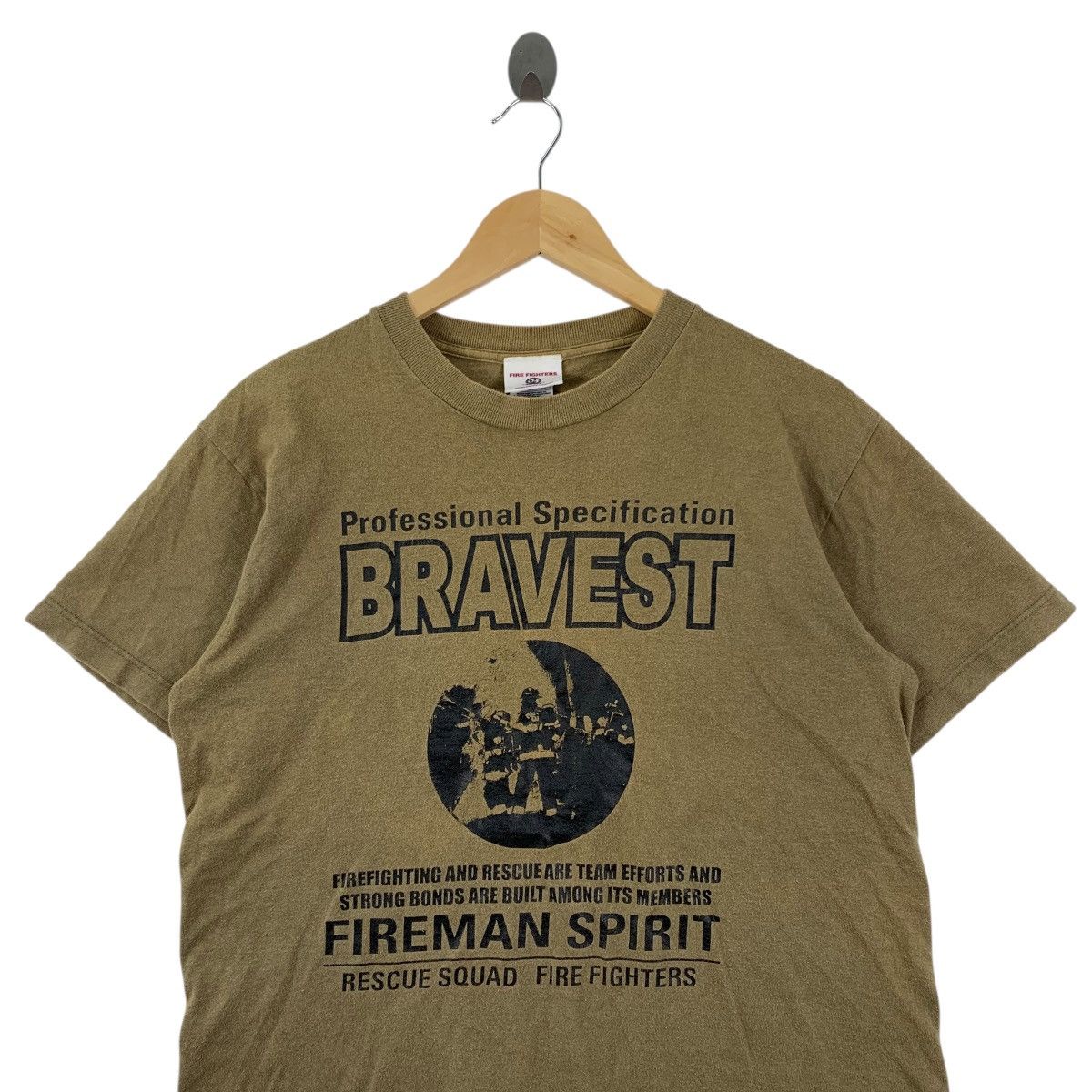 Vintage Vintage FIRE FIGHTERS Worldwide Heroes Fireman Spirit Tshirt Size US M / EU 48-50 / 2 - 2 Thumbnail