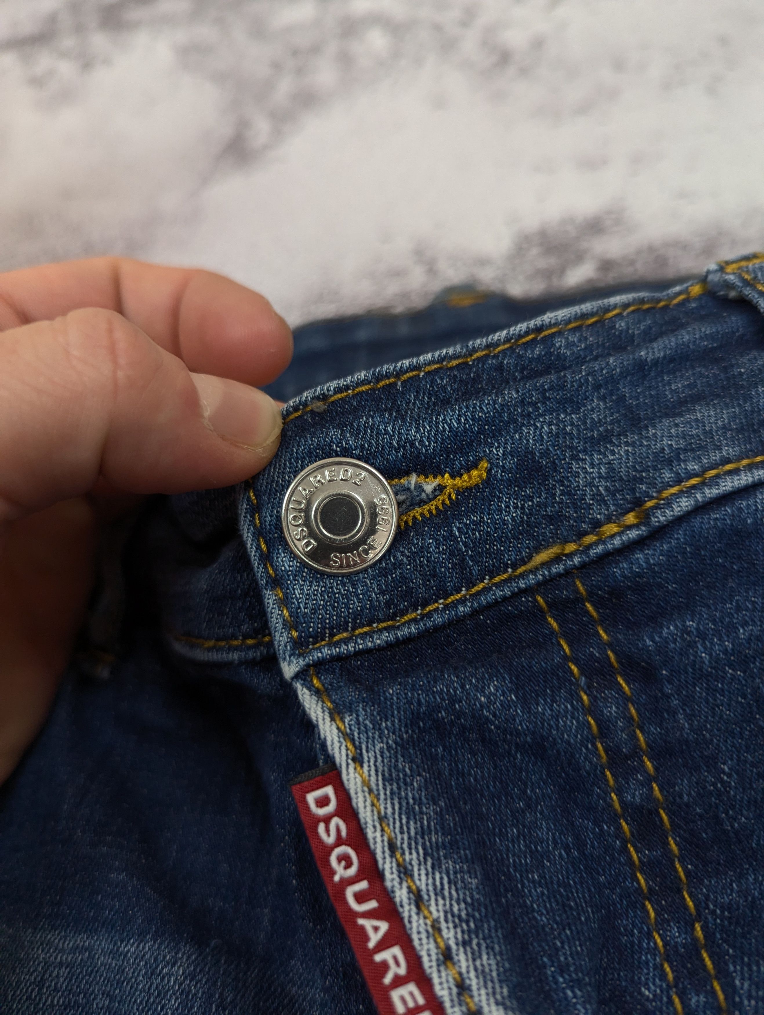 Dsquared2 Dsquared2 Skinny Dan Distressed Jeans Size US 33 - 12 Thumbnail