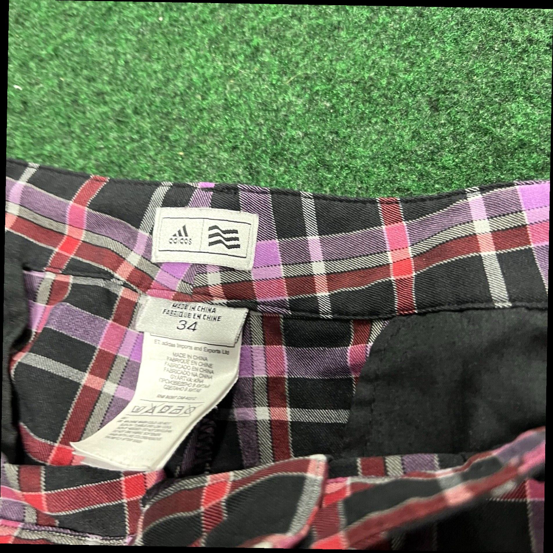 Adidas Vintage Adidas Shorts Mens 34 Purple Black Plaid Chino Golf Athletic Flat Front Size US 34 / EU 50 - 3 Thumbnail