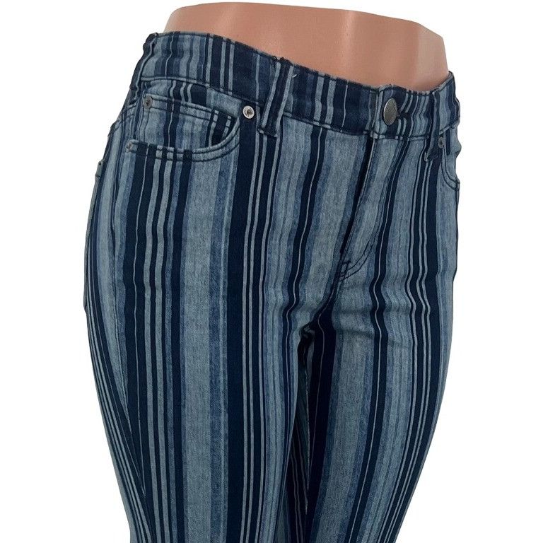 Free People NWT RARE Free People Frayed Hem Super Flare Bell Bottom Jean Size 31" - 5 Thumbnail