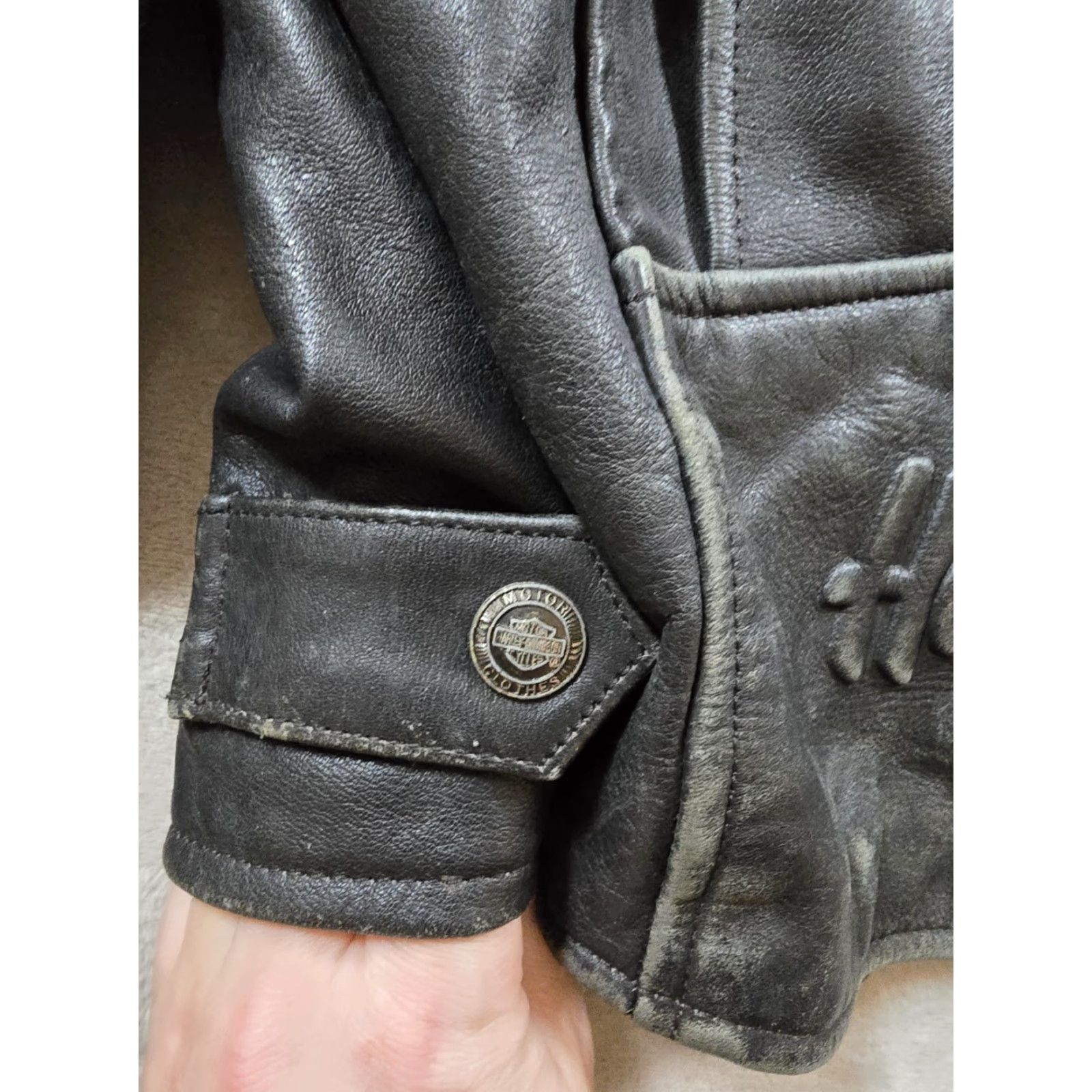 Harley Davidson **Vintage Harley-Davidson Embossed Leather Jacket Mens M Black** User: **Vintage Harley-Davidson Embossed Leather Jacket M Black** Size US M / EU 48-50 / 2 - 7 Thumbnail