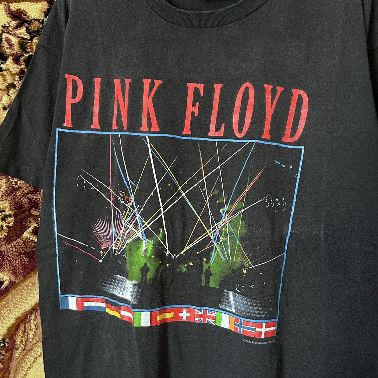 Band Tees × Pink Floyd × Vintage Vintage 1987 Pink Floyd A Momentary Lapse Of Reason T-Shirt Size US XL / EU 56 / 4 - 3 Thumbnail
