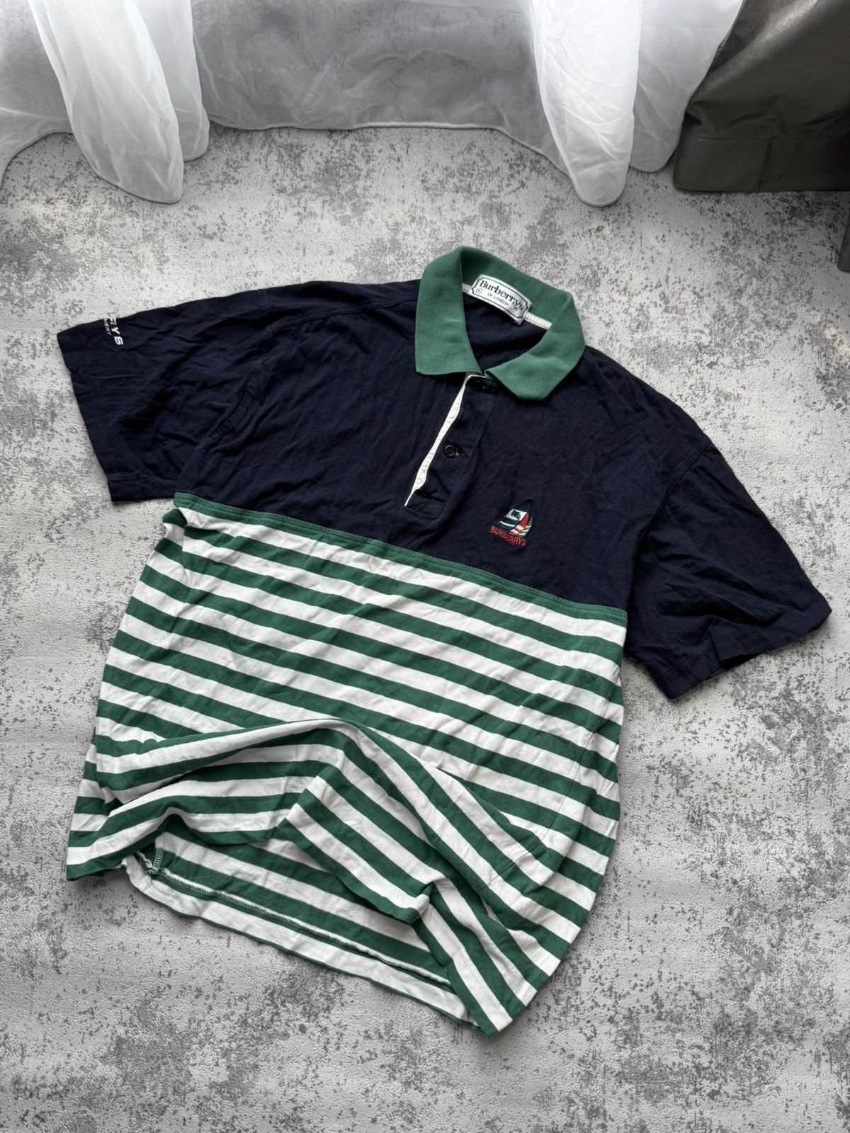 Burberry Vintage Burberrys 90s Polo T-Shirt Size 4 ( s ) Size US S / EU 44-46 / 1 - 1 Thumbnail