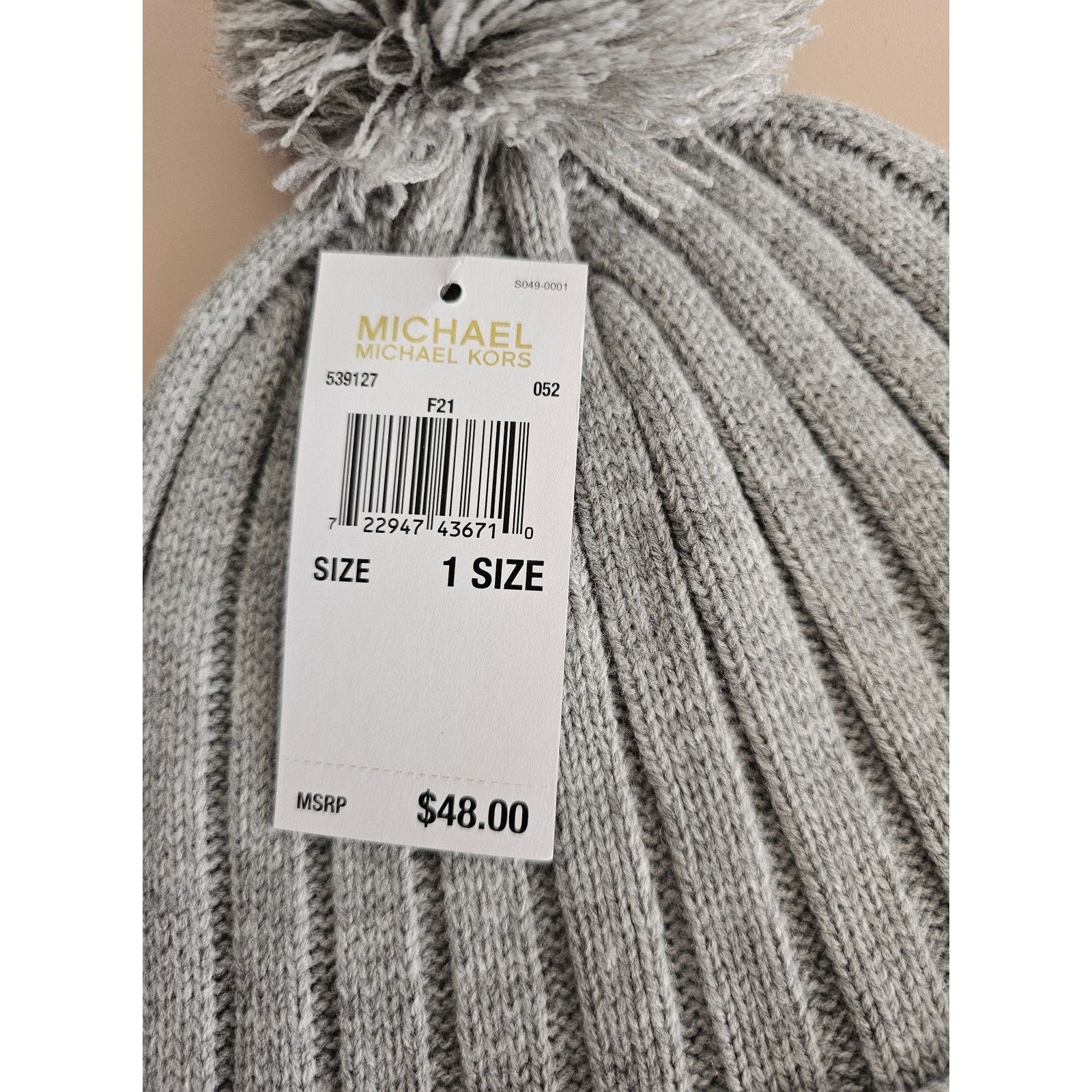 Michael Kors NWT Michael Kors Gray Ribbed Knit Beanie with Pom Pom Hat Size ONE SIZE - 4 Thumbnail