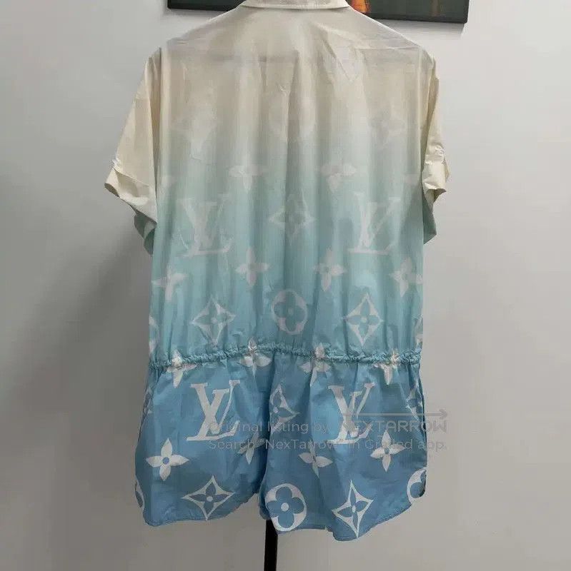 Louis Vuitton Louis Vuitton Summer Light Blue T. Size L / US 10 / IT 46 - 2 Thumbnail