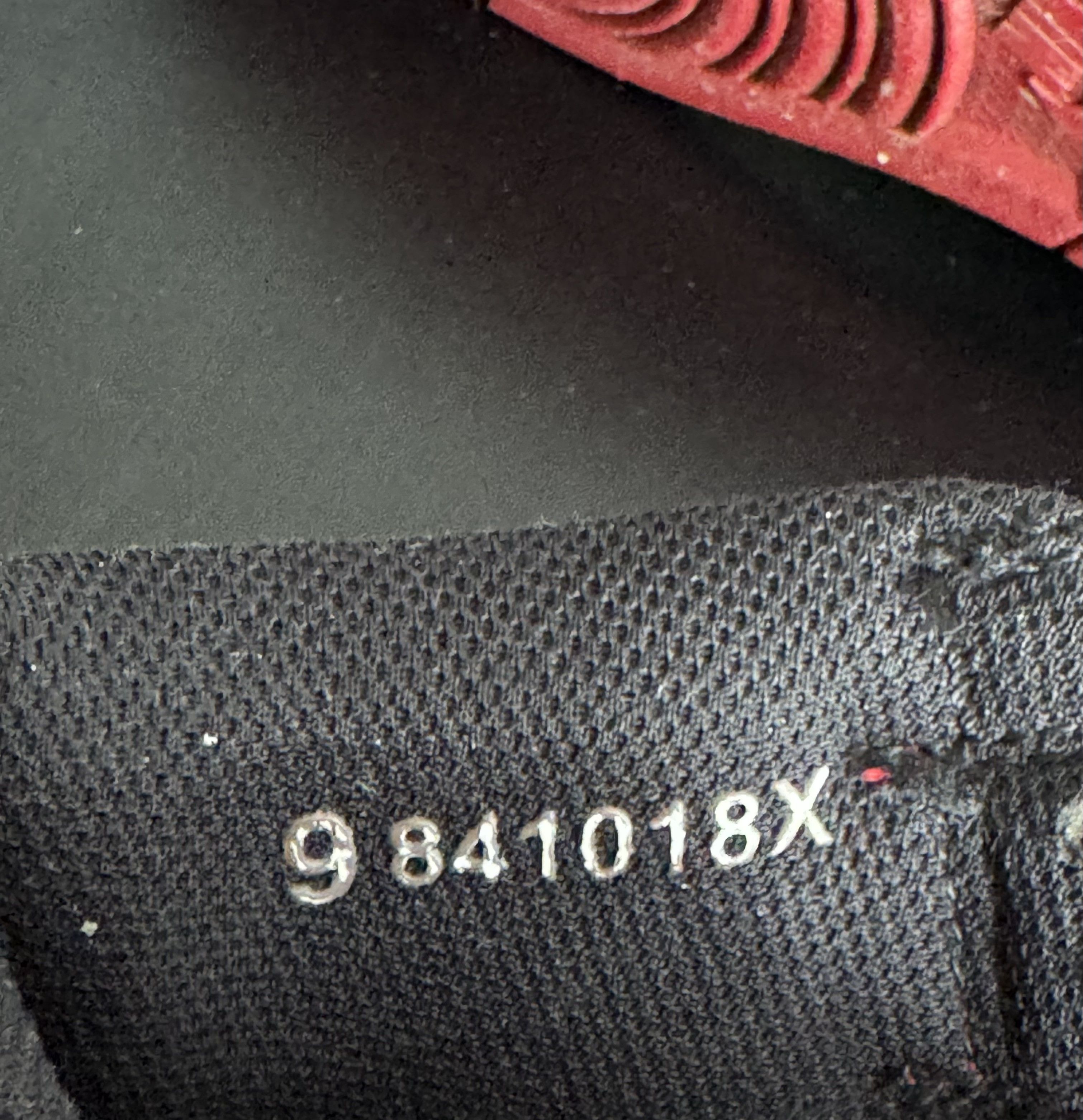 Nike Nike Air Jordan 1 Retro High Bred Banned 2016 OG Red Black Size US 9 / EU 42 - 9 Thumbnail