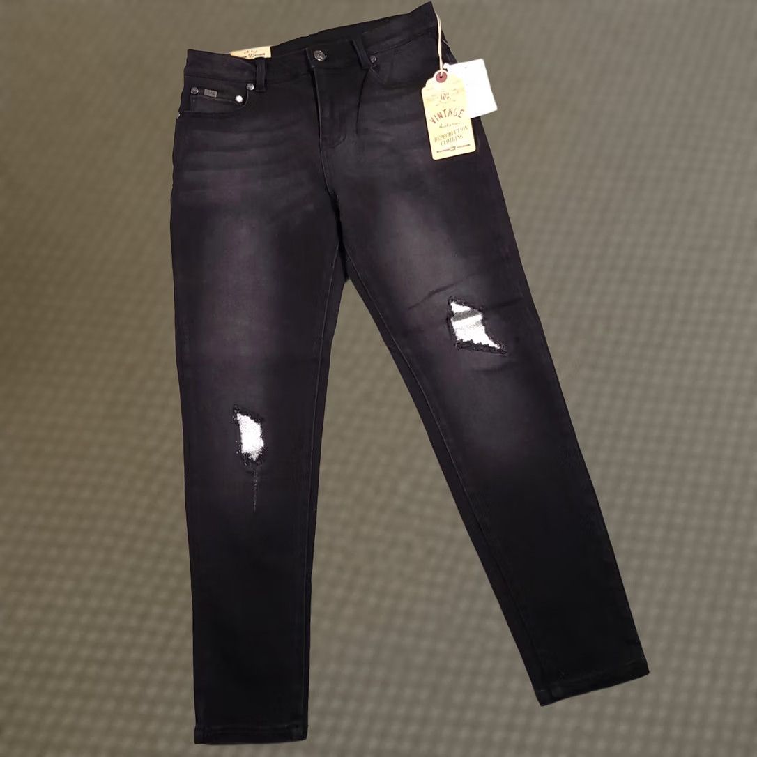 Vintage DG2 by Diane Gilman Jeans Women's 6P Black Western Vintage Skinny Distressed Jeans Size 28" / US 6 / IT 42 - 1 Thumbnail
