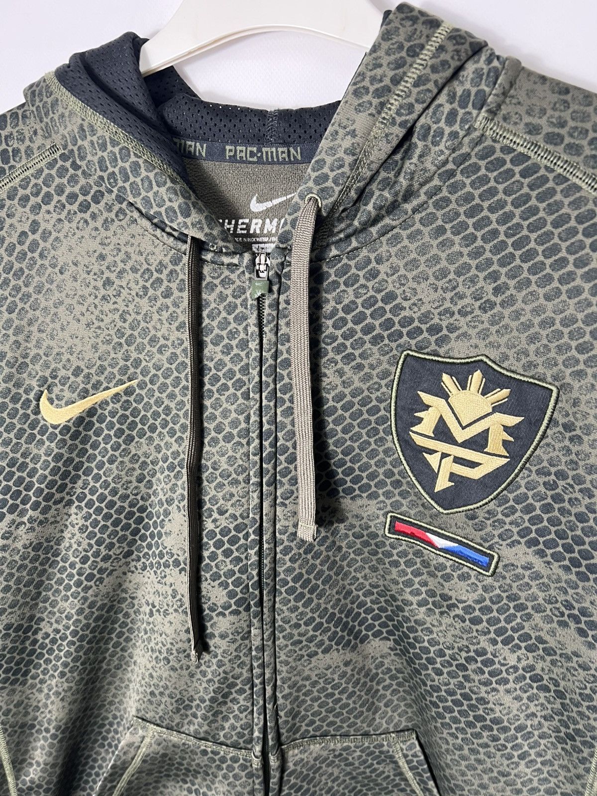 Nike Vintage Nike Manny Pacquiao Rare Pac-Man KO Zip-up Hoodie Size US XL / EU 56 / 4 - 4 Thumbnail