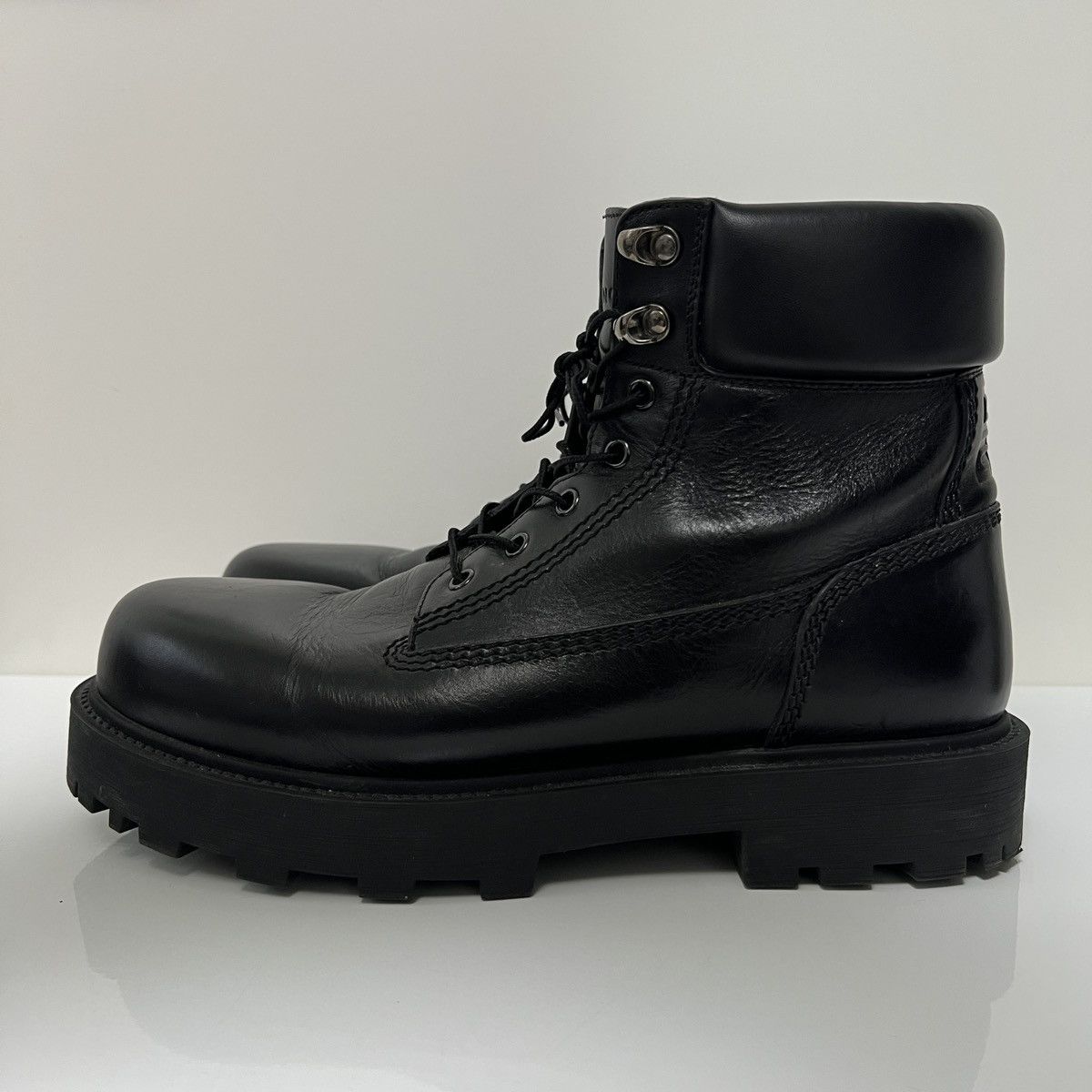 Givenchy Givenchy 4G Motif Ankle Leather Boots | Grailed