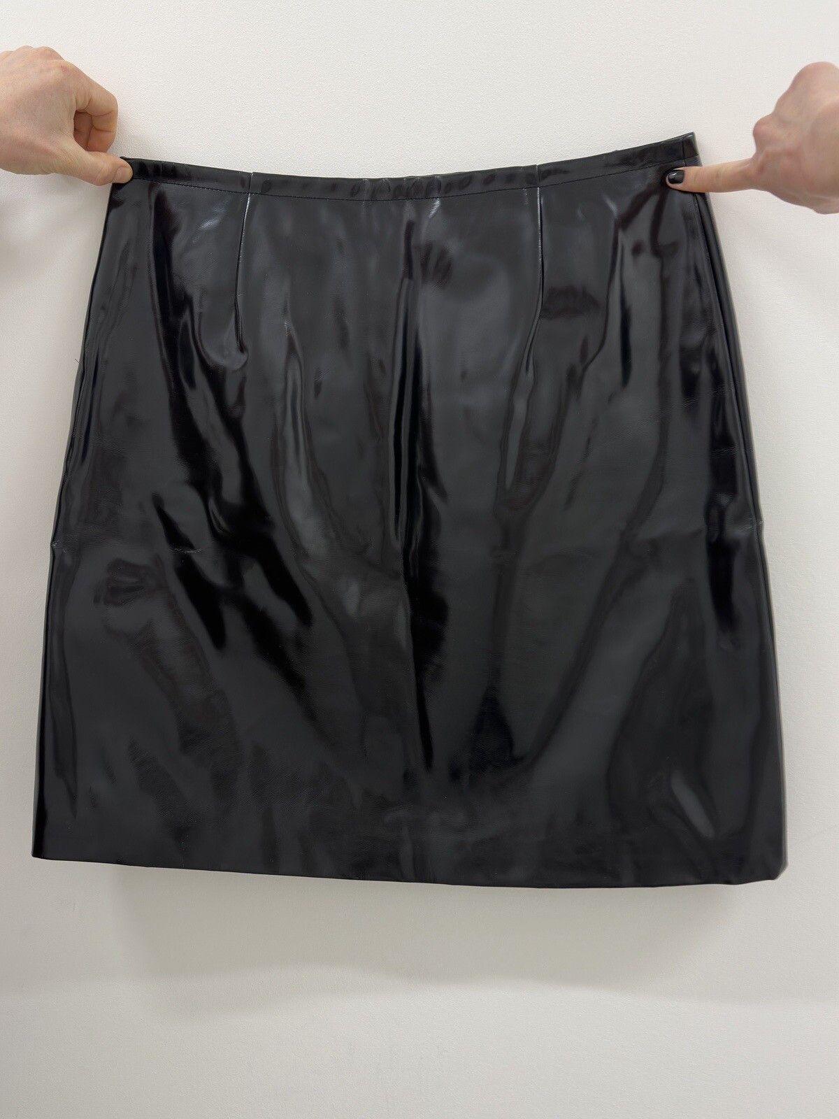 Prada Prada Vinyl Trapezoid A-Line Skirt Black Size 44 Size 30" / US 8 / IT 44 - 8 Thumbnail