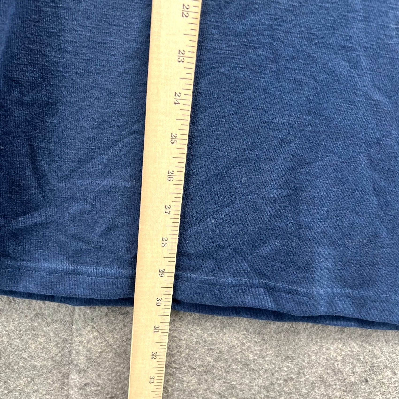 Eddie Bauer VINTAGE is not present; Original is not vintage. Title: Eddie Bauer Shirt Mens Large Navy Blue Long Sleeve Crewneck Cotton Pullover Size US L / EU 52-54 / 3 - 7 Thumbnail