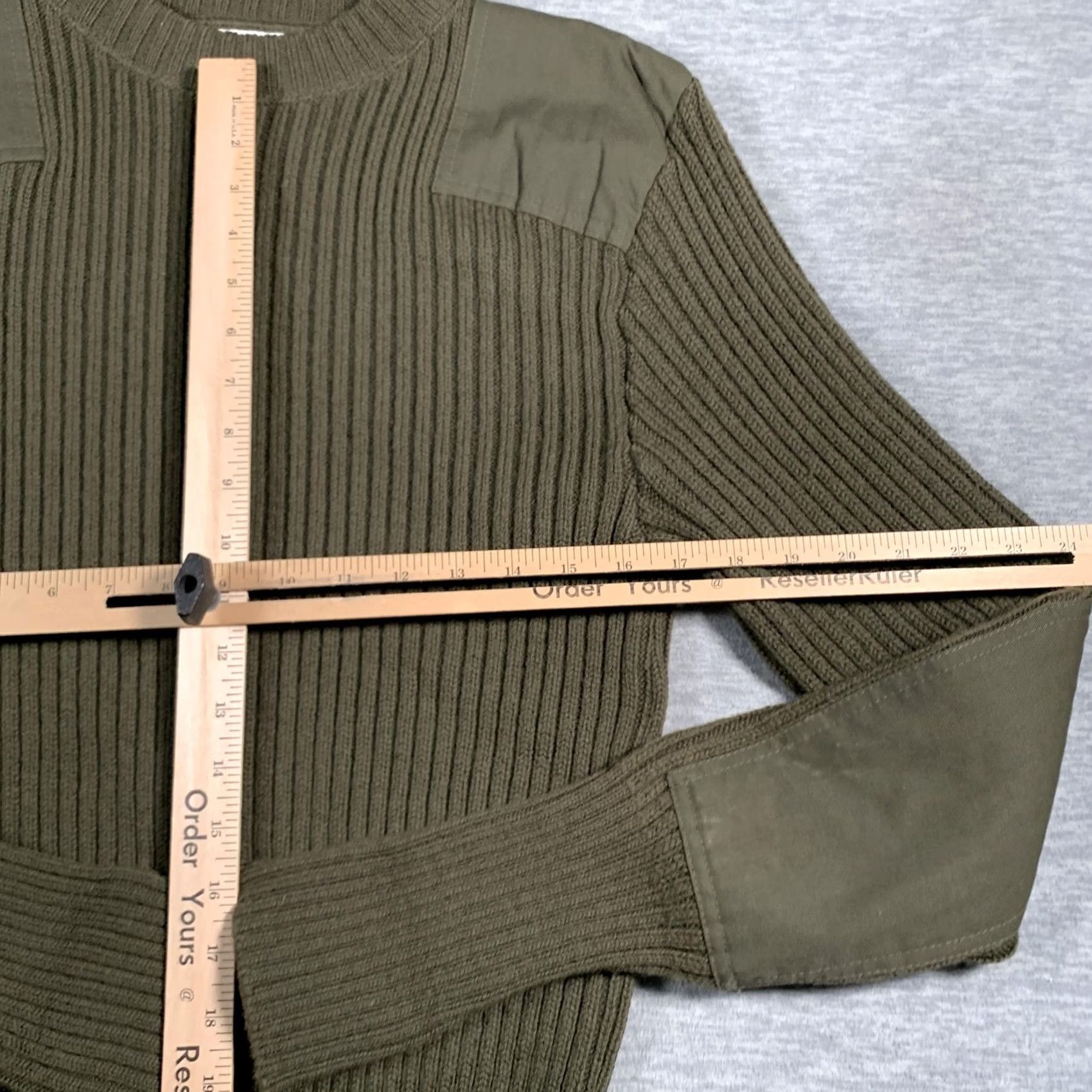 Olive DSCP Valor Collection Sweater Mens 40 Olive Green Wool Pullover Patch Crew Neck Military Surplus Knit Size US M / EU 48-50 / 2 - 6 Thumbnail