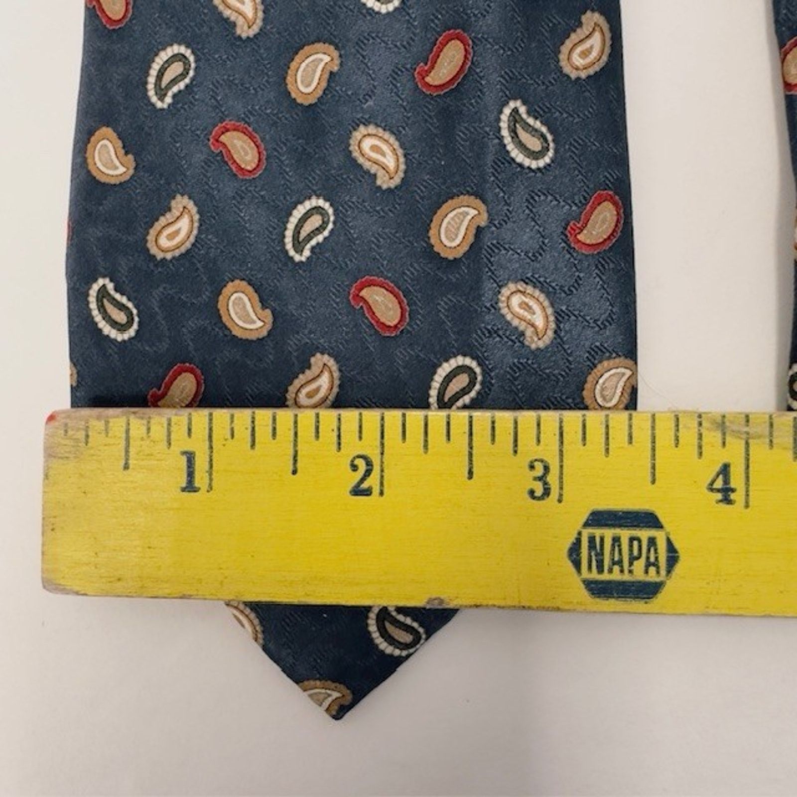 Jos. A. Bank JOS. A. BANK Executive Silk 60 1/2 x 3 1/2" tie Paisley NAVY Size ONE SIZE - 5 Thumbnail