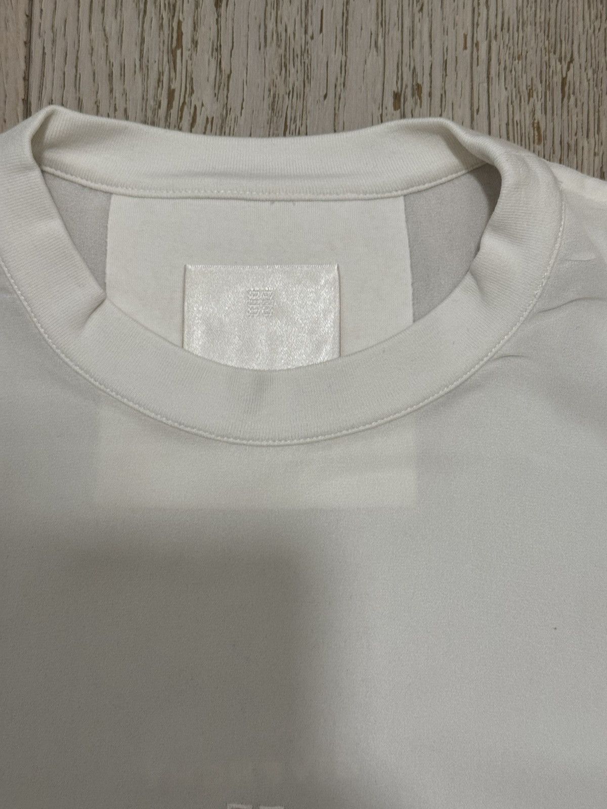 Givenchy White givenchy t-shirt - SILK Size US XS / EU 42 / 0 - 6 Thumbnail