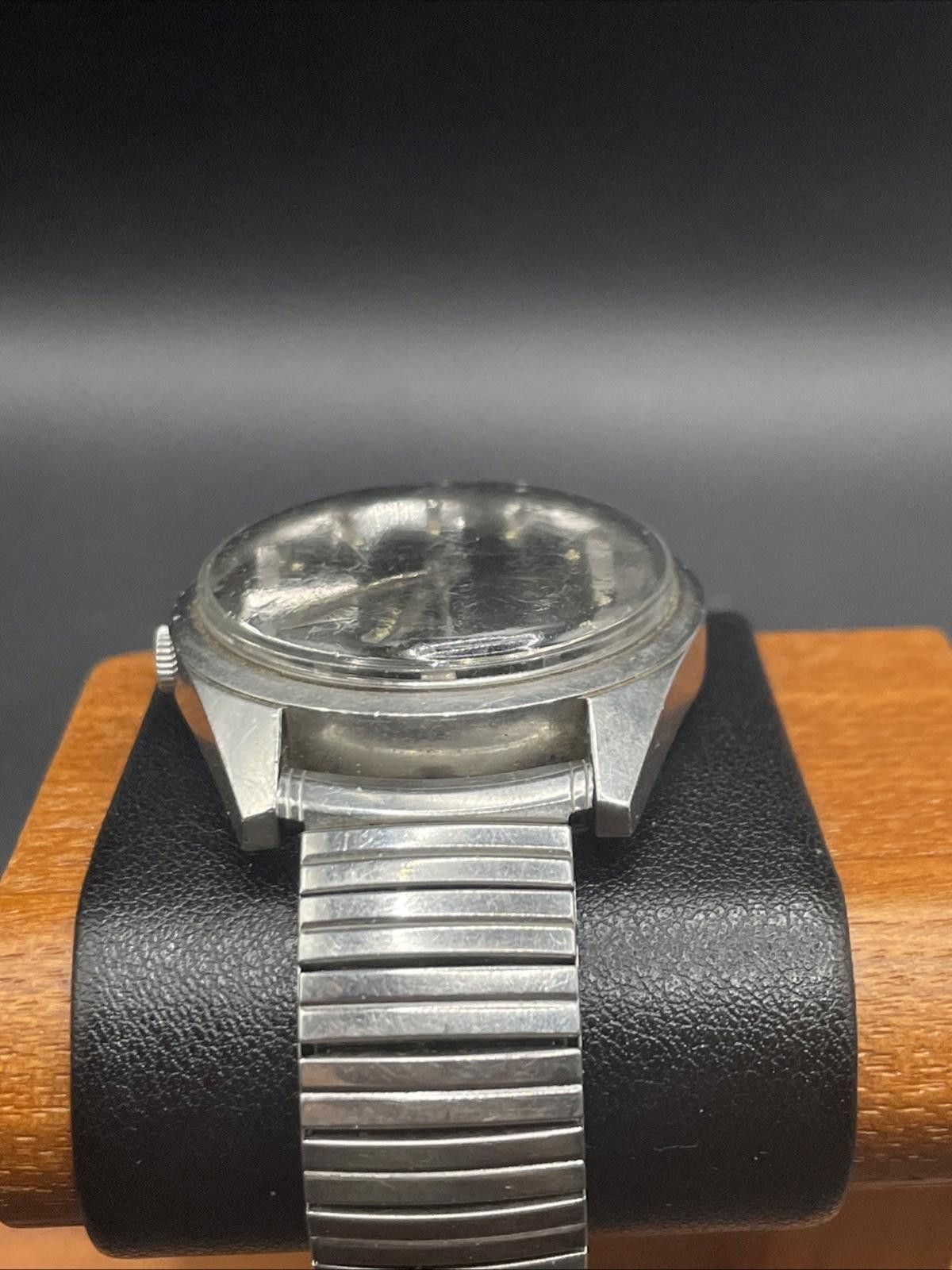 Designer Vintage DORSET Manual Wind 17 Jewel Day-Date Black Dial P/R Size ONE SIZE - 3 Thumbnail